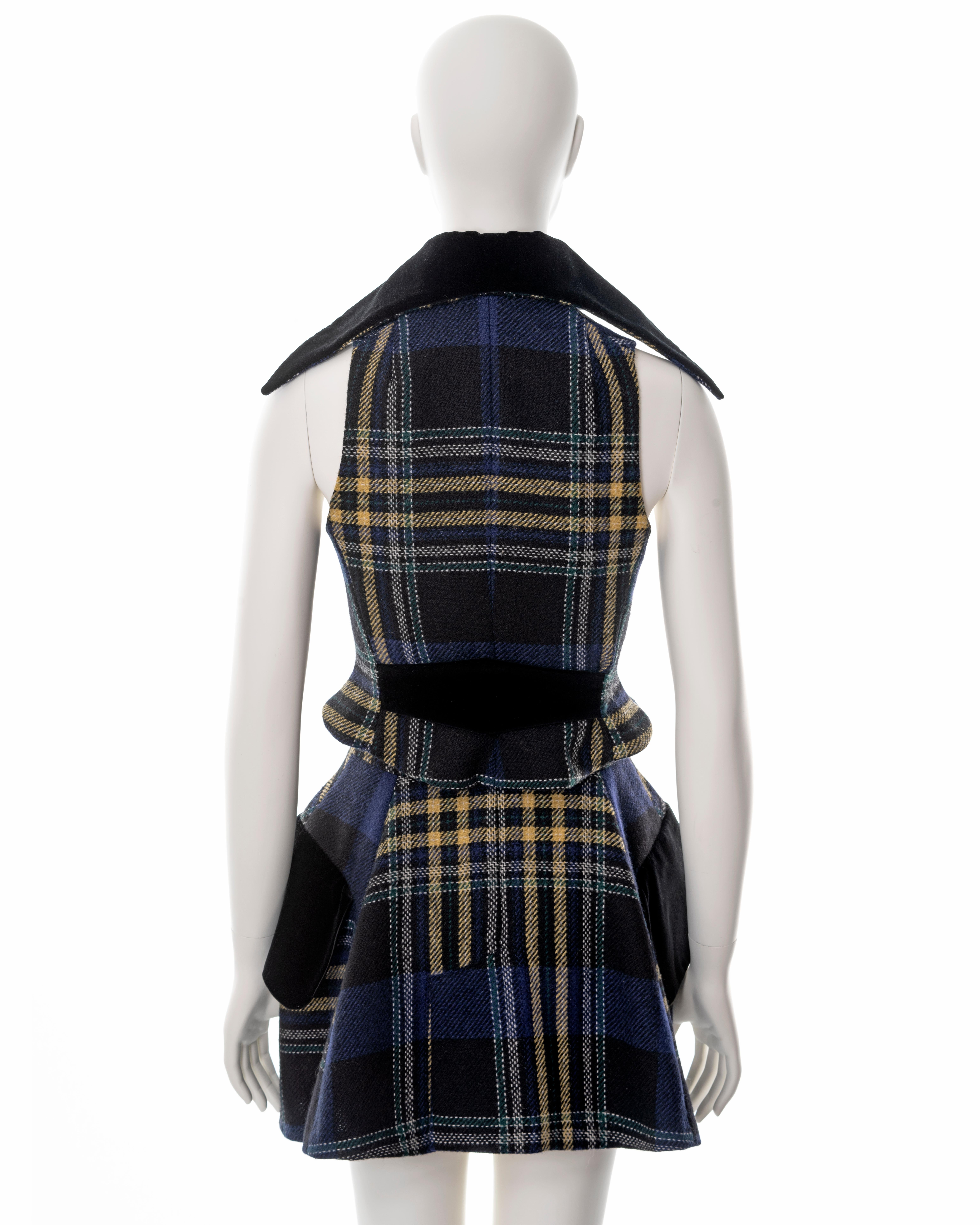 Vivienne Westwood blue tartan wool waistcoat and skirt set, fw 1994 For Sale 3
