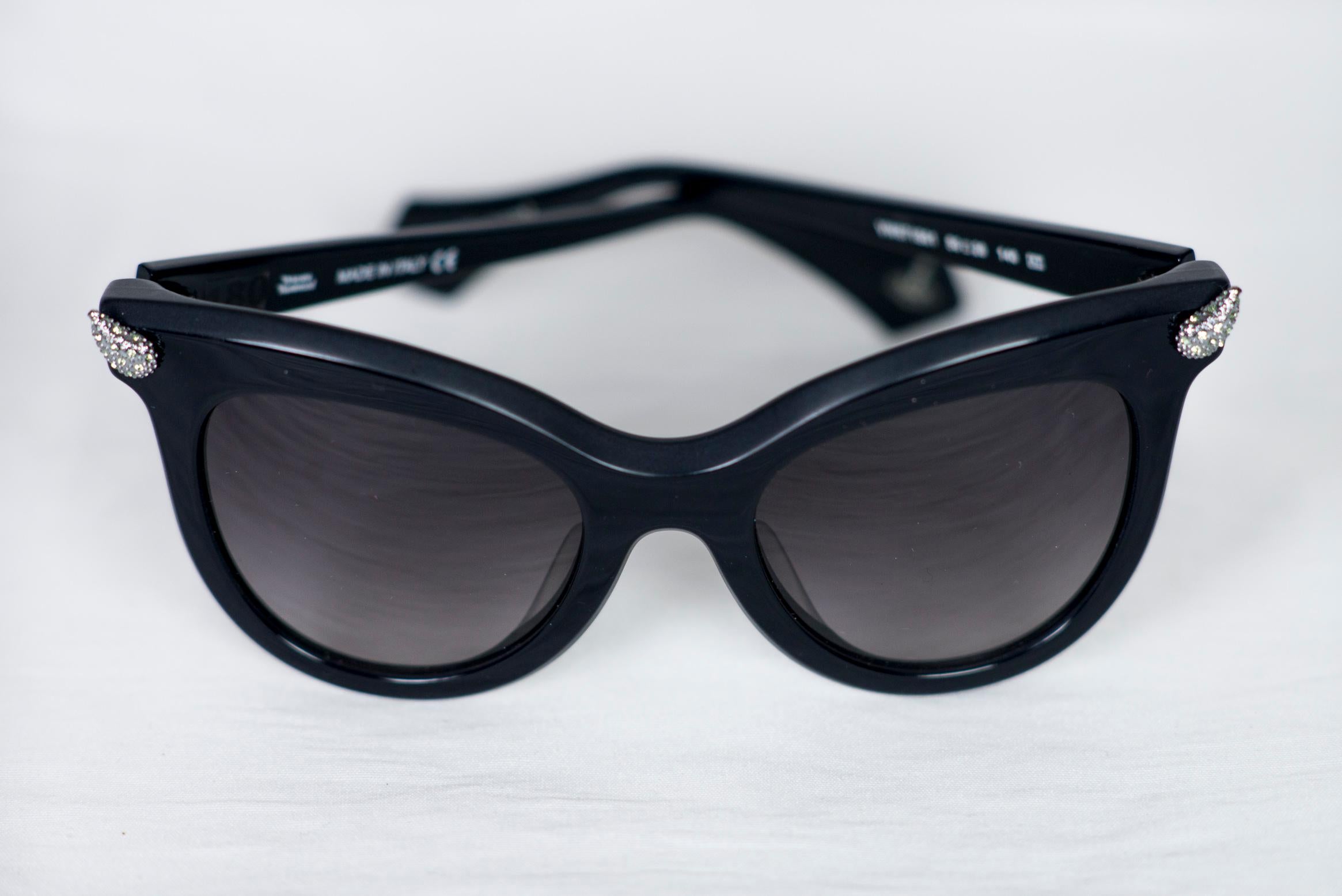 vivienne westwood horn sunglasses