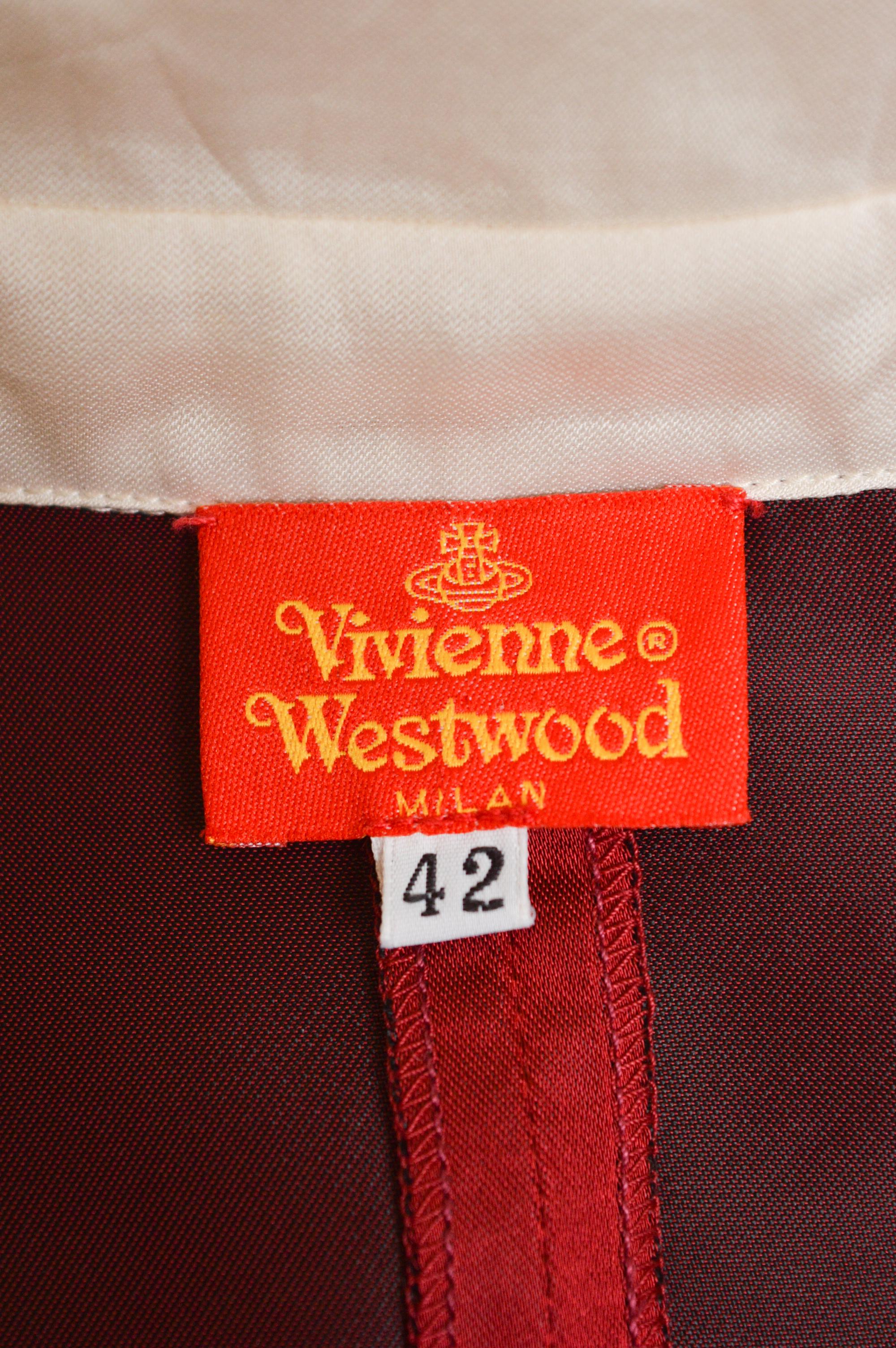 Vivienne Westwood Circa. 1993 Vestido camisero de satén rojo rubí con cuello blanco en venta 15