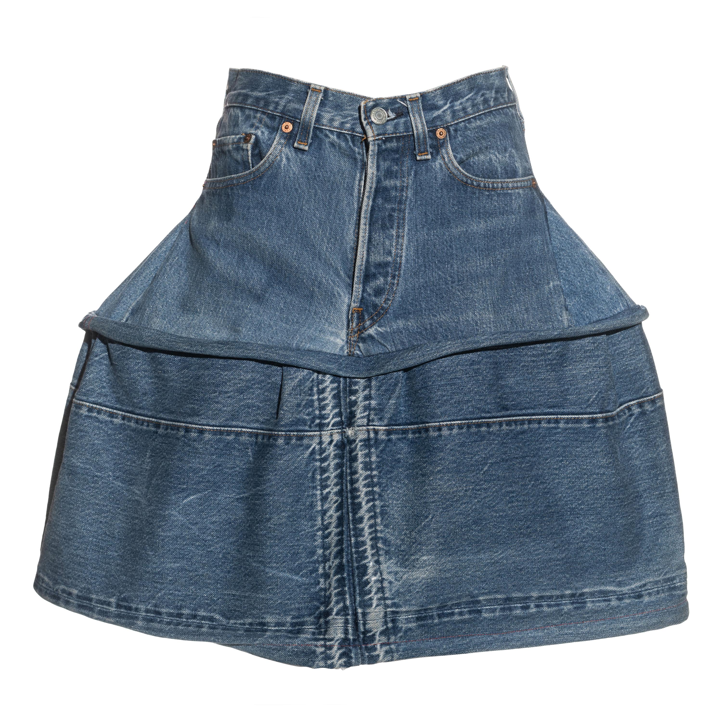 Jupe « Mini-Crini » en jean Vivienne Westwood, printemps-été 1985 en vente