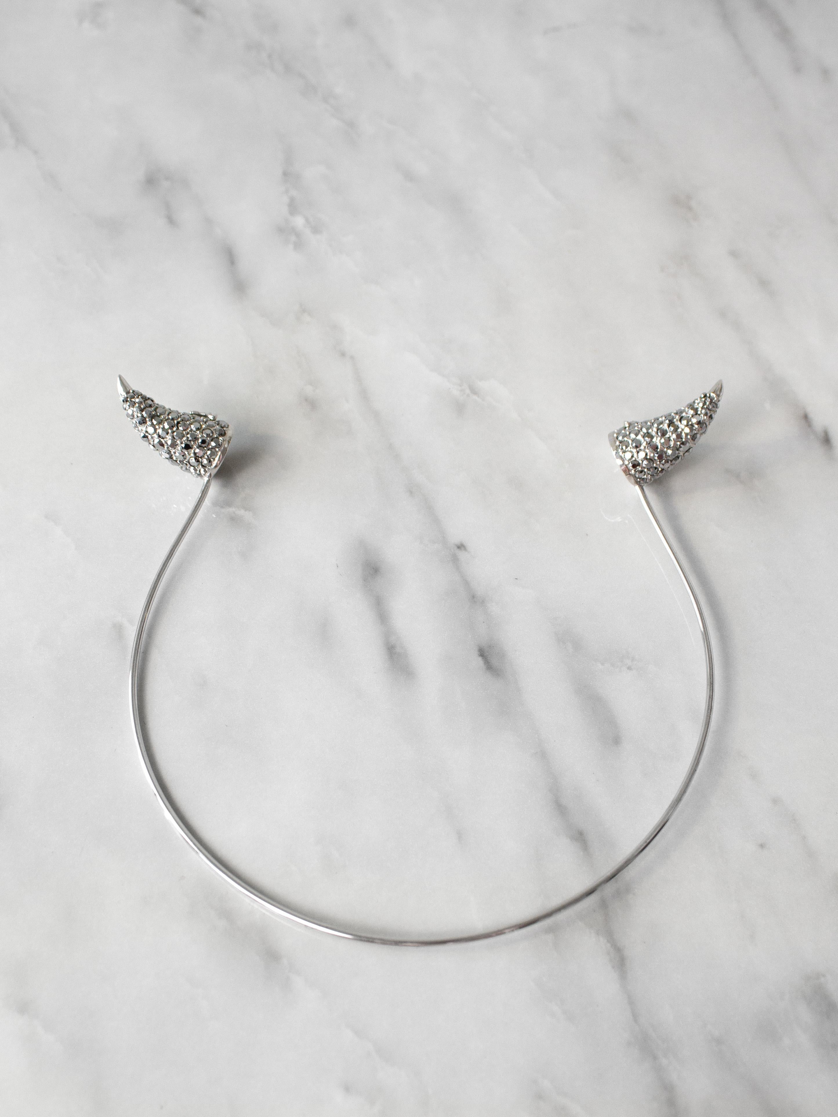 Vivienne Westwood Diamante Crystal Rhinestone Silver Orb Horn Tiara For Sale 3