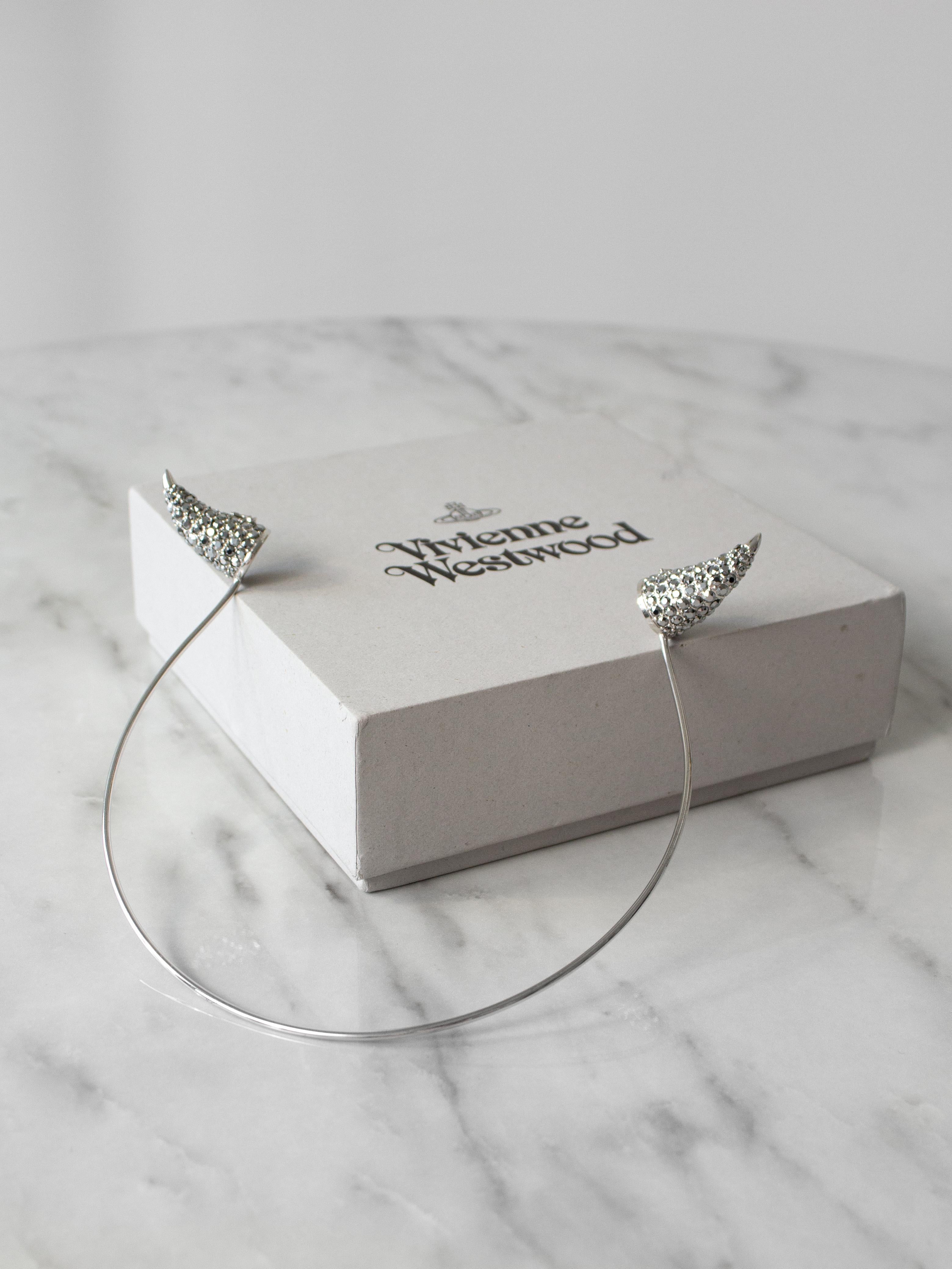 Vivienne Westwood Diamante Kristall Strass Silber Orb Horn Tiara im Angebot 9