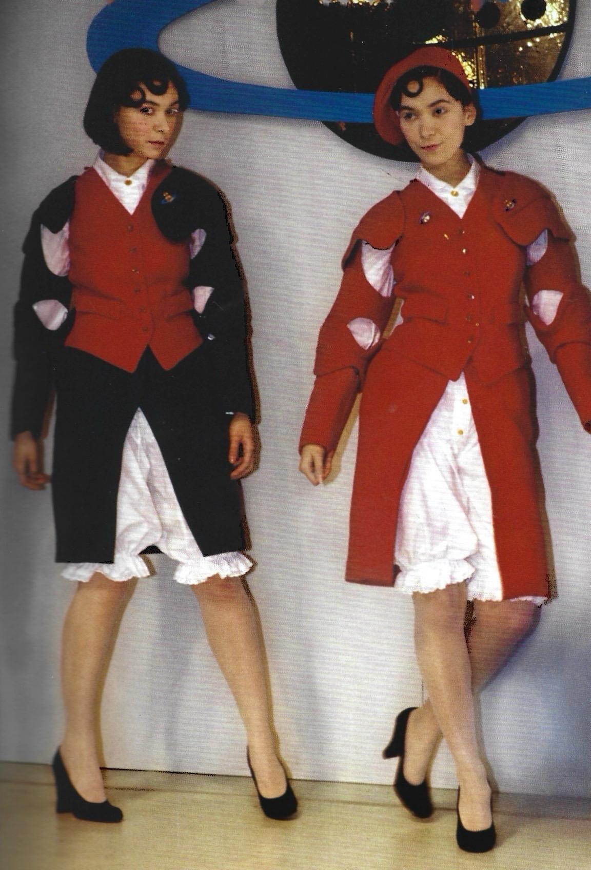 Vivienne Westwood  F/W 1988/89 'Time Machine' Grün gestreifte Armour Jacke im Angebot 1