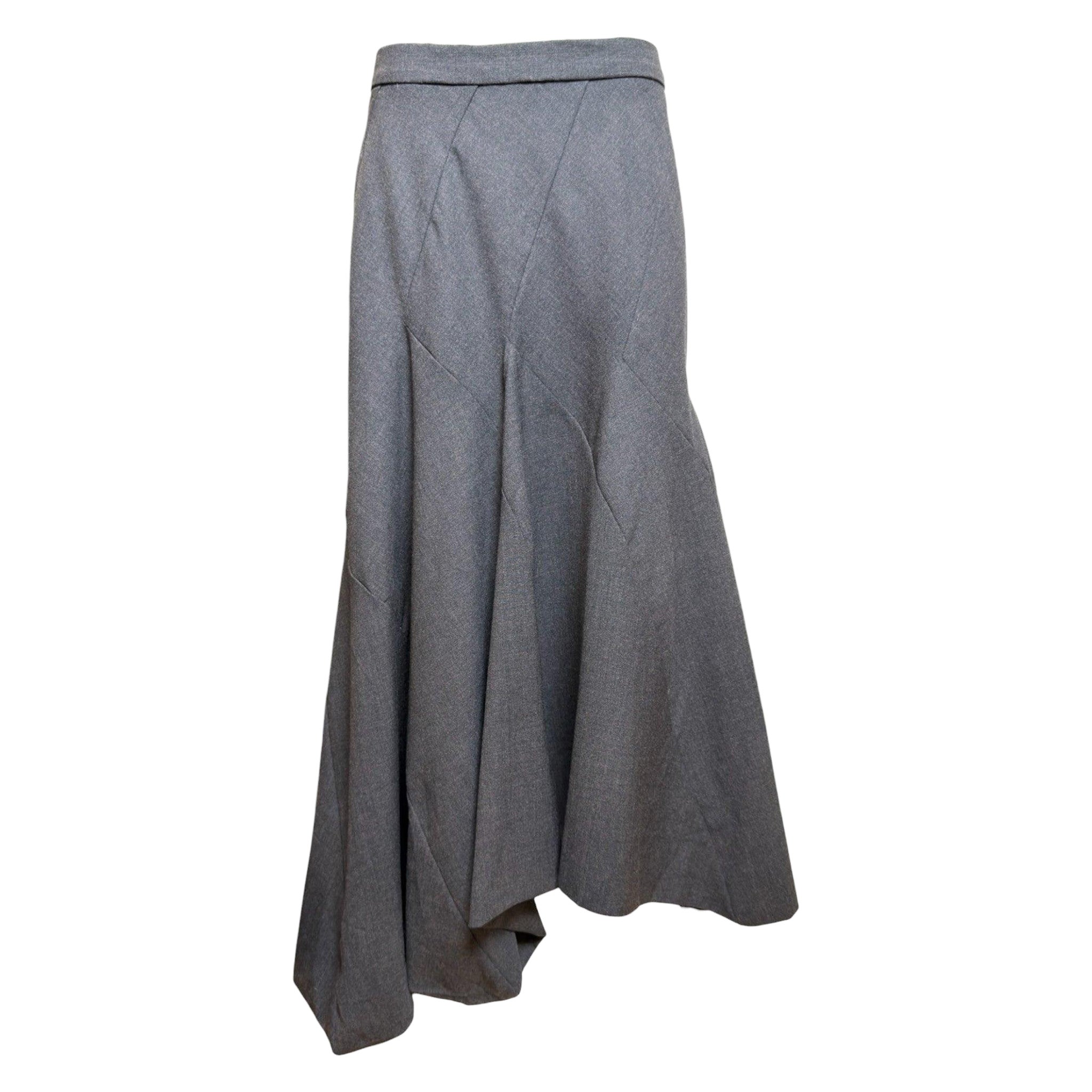 Vivienne Westwood Automne-Hiver 2001 : jupe sirène asymétrique à empiècements gris