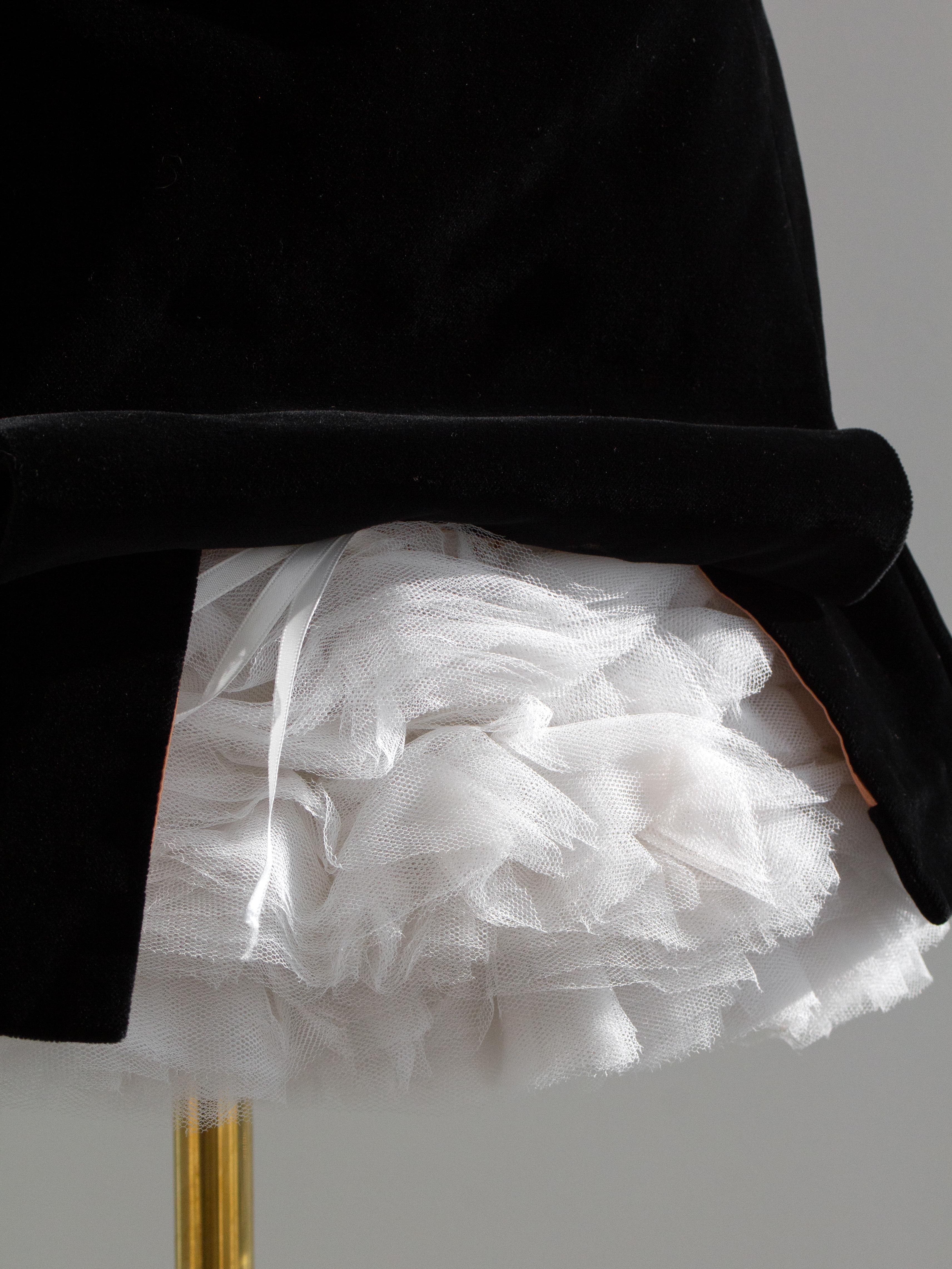 Vivienne Westwood F/W1988 Time Machine Black Velvet White Bustle Mini Skirt Suit For Sale 9