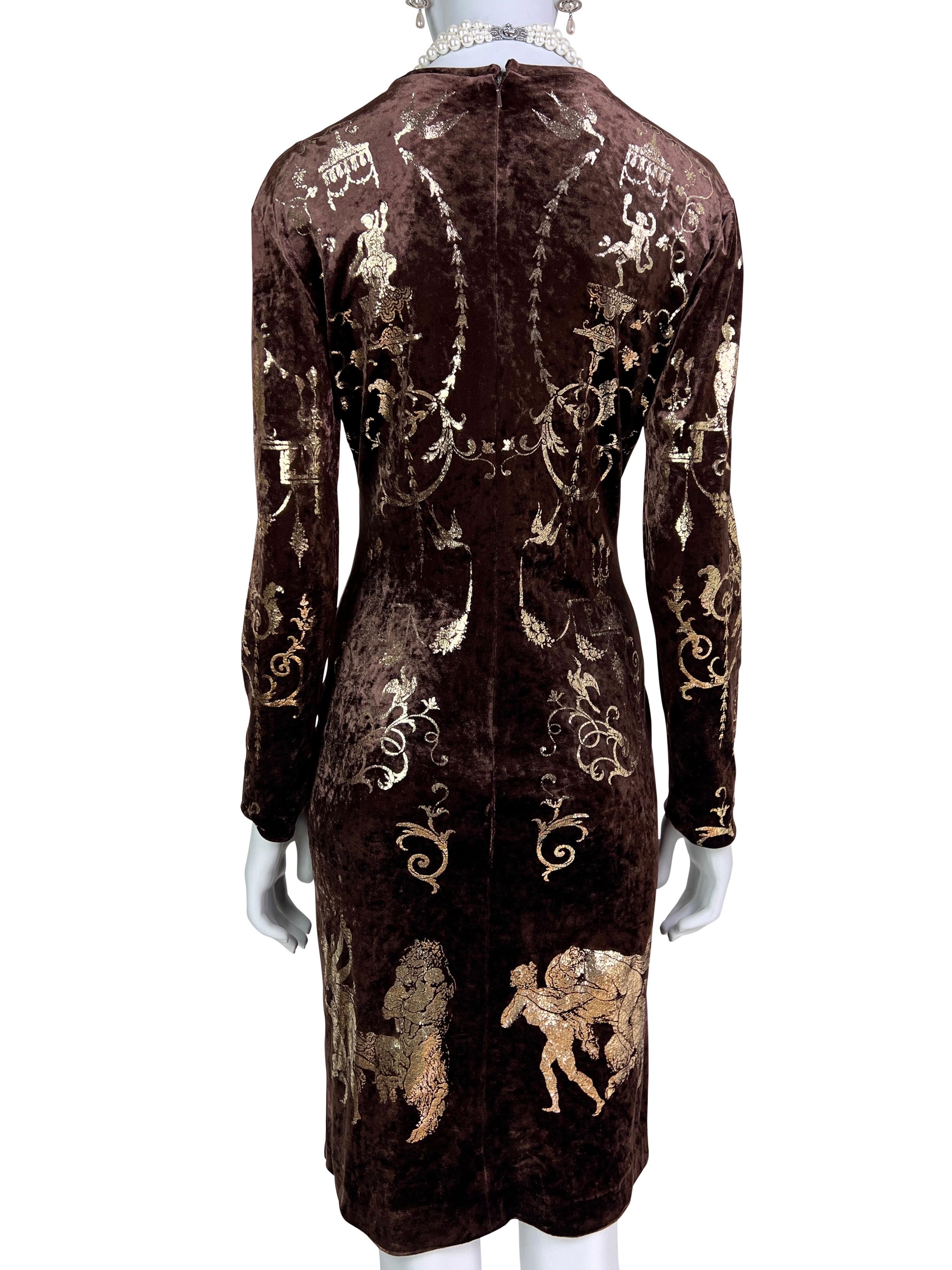 Vivienne Westwood Fall 1990 “Portrait Collection” Foiled “Boulle” Printed Velvet For Sale 12