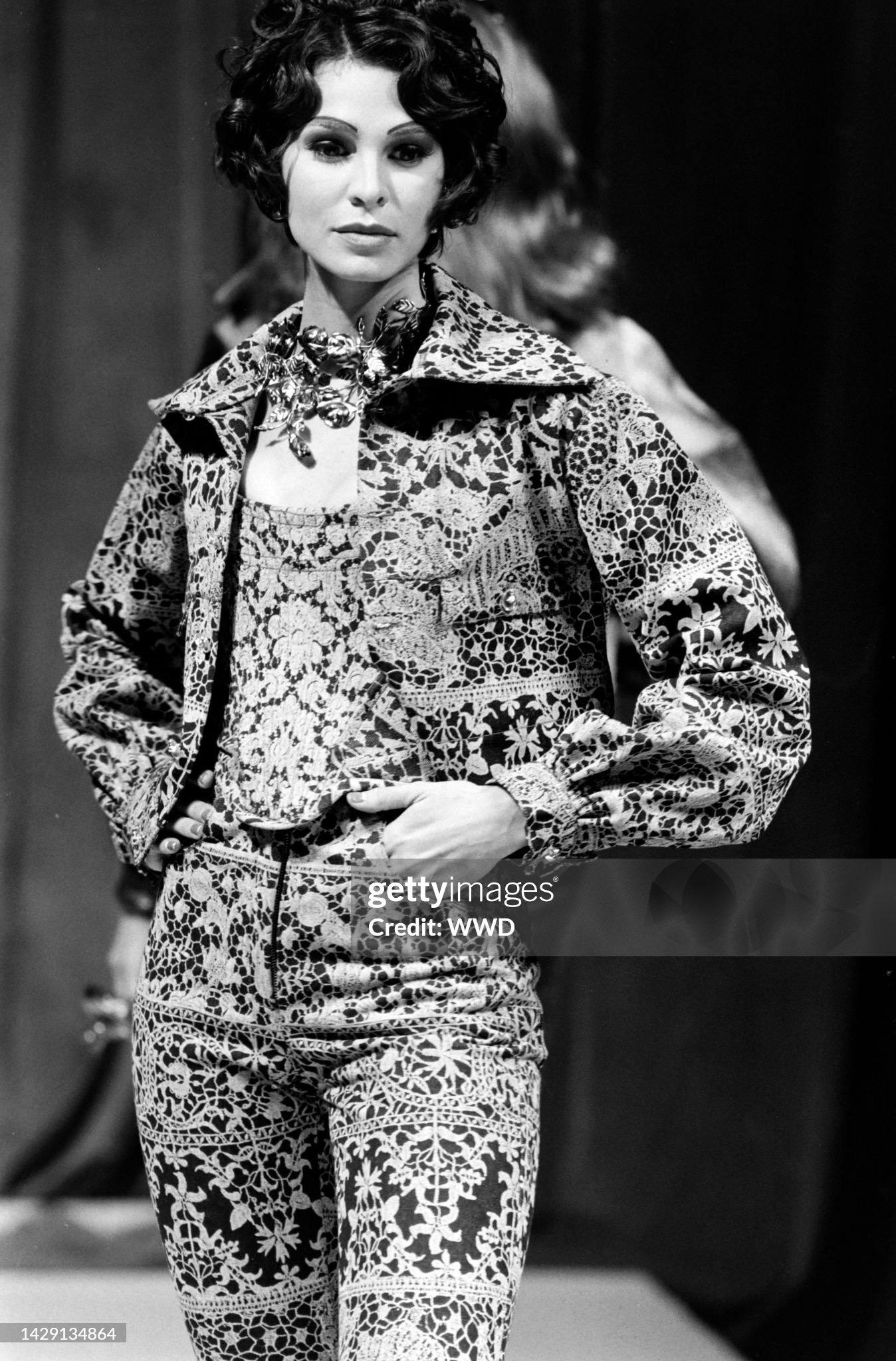 Women's Vivienne Westwood Fall 1992 “Always on Camera” Lace Print Denim Corset Set  For Sale