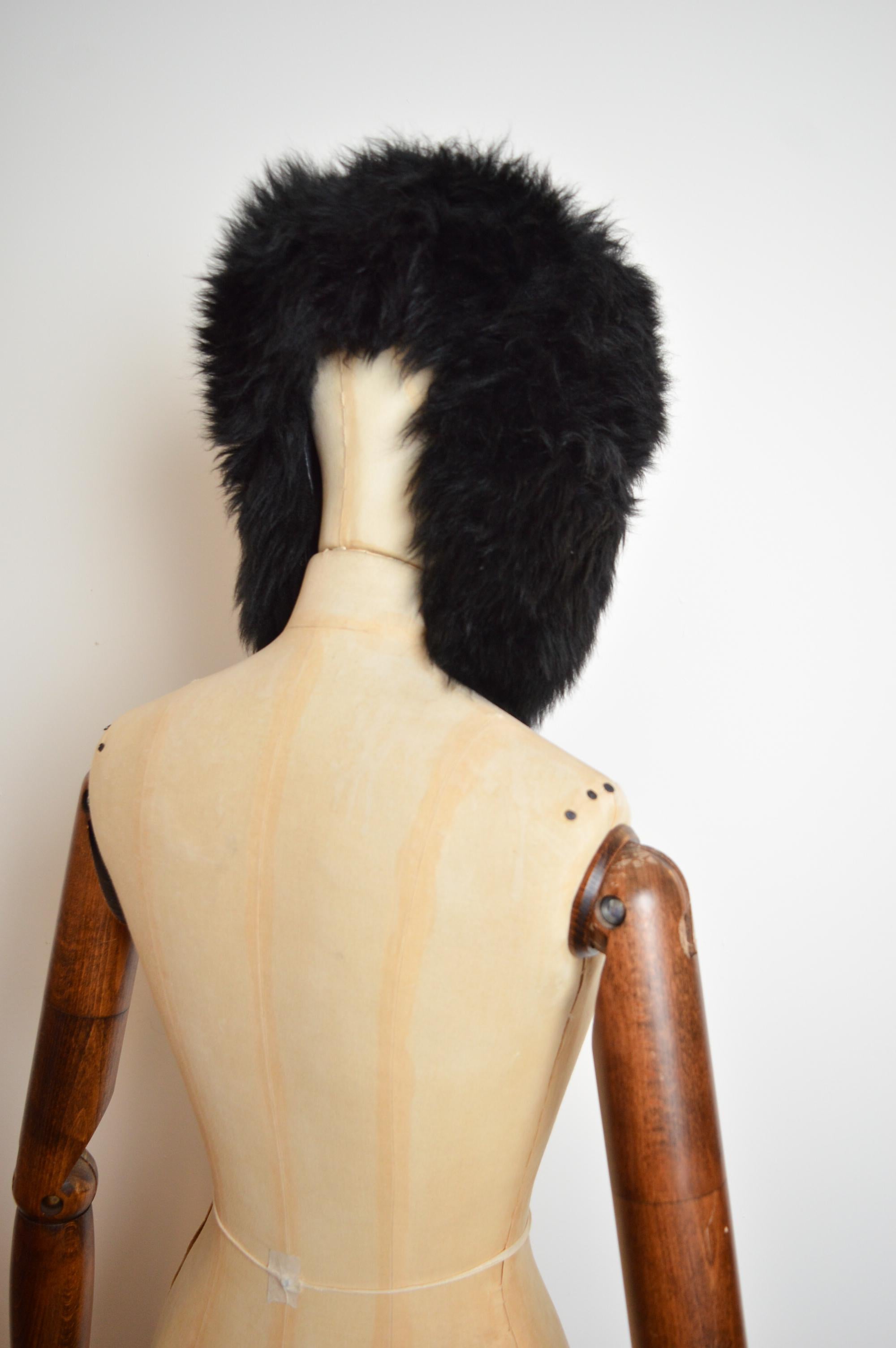 Vivienne Westwood Fall 1996 Black sheepskin Fluffy Shearling Trapper Hat For Sale 3