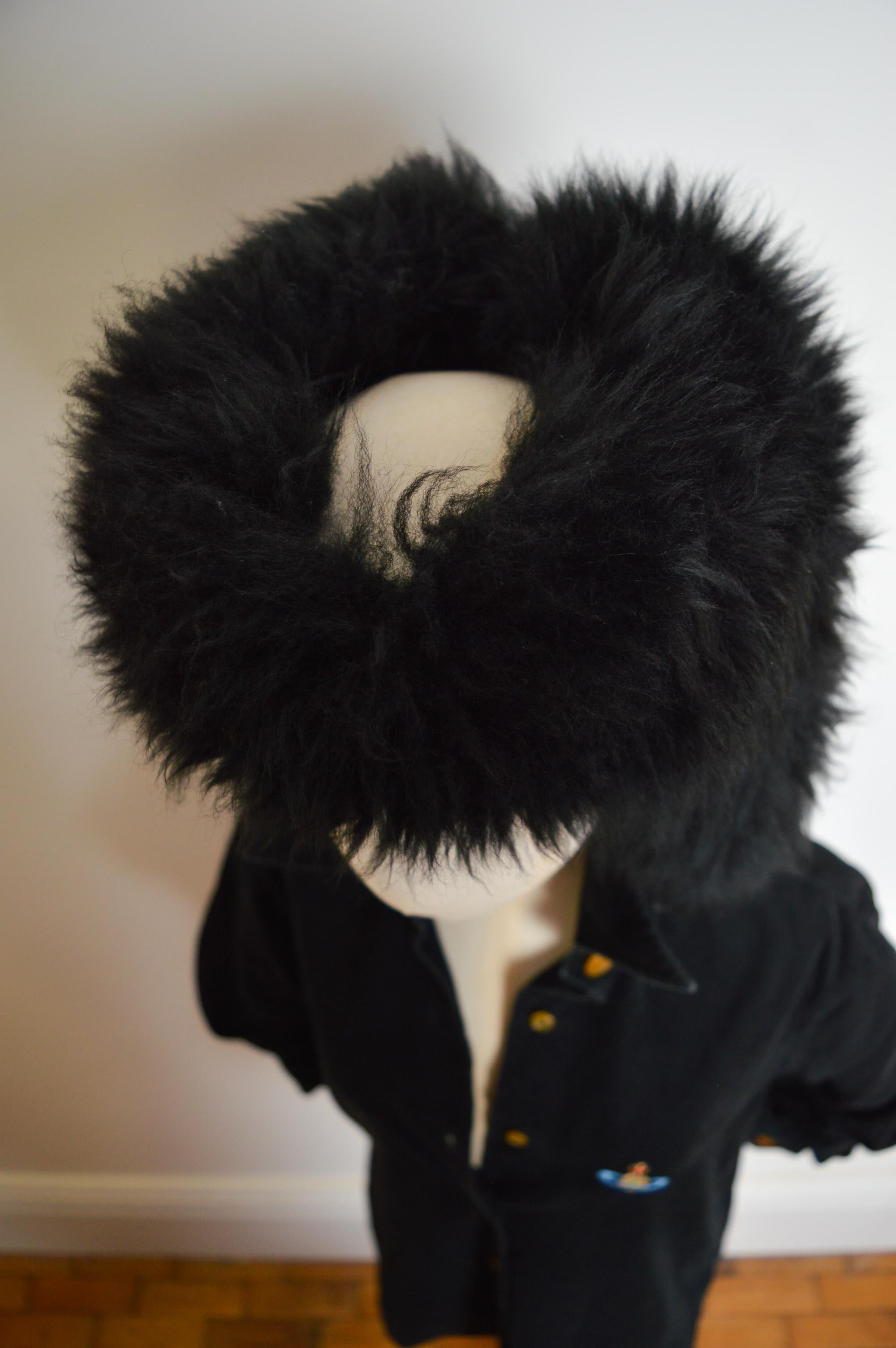 Vivienne Westwood Fall 1996 Black sheepskin Fluffy Shearling Trapper Hat For Sale 4