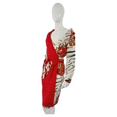 Vivienne Westwood - Robe kimono asymétrique à fleurs japonaises Geisha Red Label