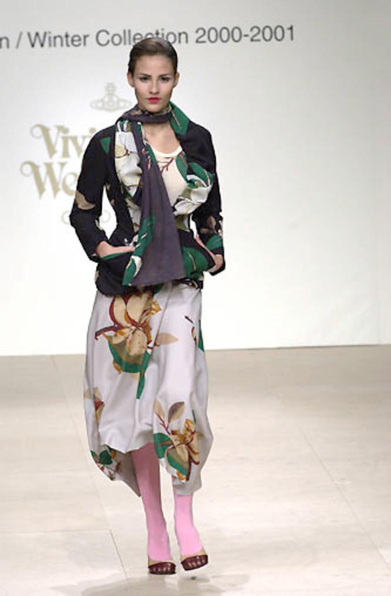 VIVIENNE WESTWOOD FW 00 Rare floral suit in vendita 5