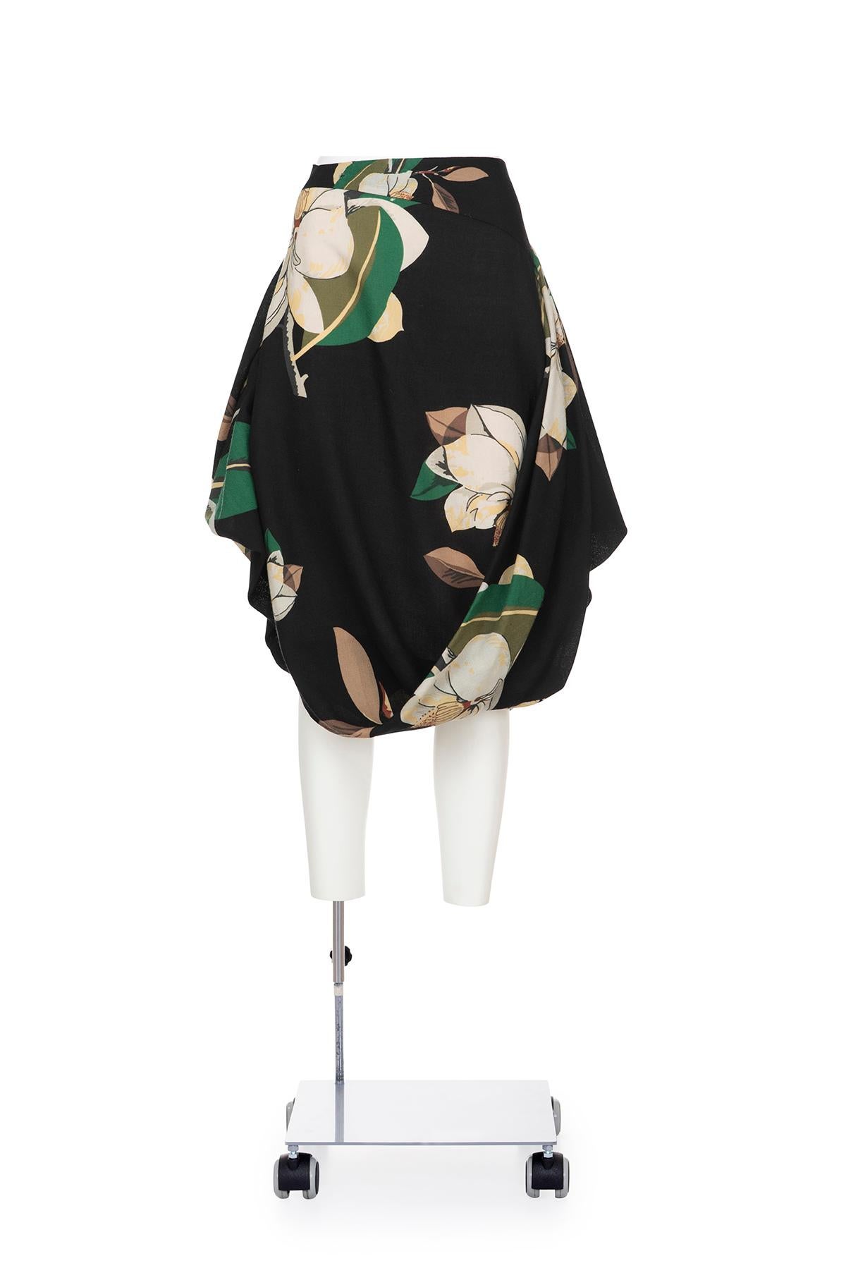 VIVIENNE WESTWOOD FW 00 Rare floral suit In condizioni buone in vendita a Milano, MILANO