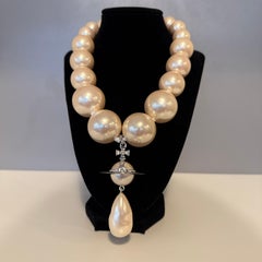 Vivienne Westwood Giant Pearls Orbit Necklace