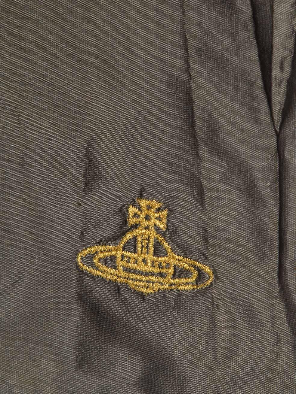Vivienne Westwood Grauer Seidenschal mit Kugelstickereien aus Seide Damen im Angebot