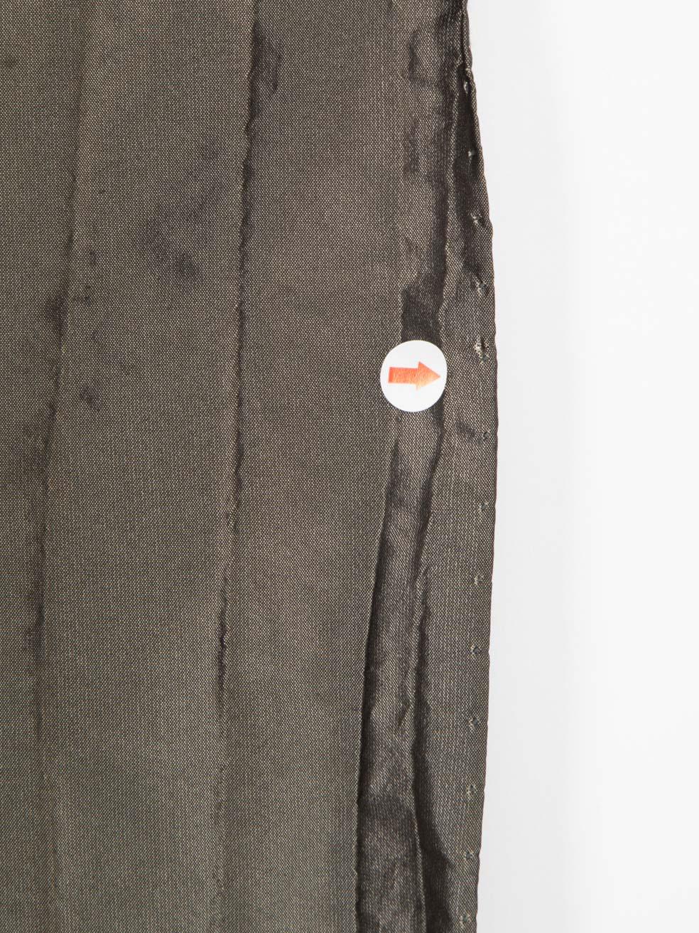 Vivienne Westwood Grauer Seidenschal mit Kugelstickereien aus Seide im Angebot 2
