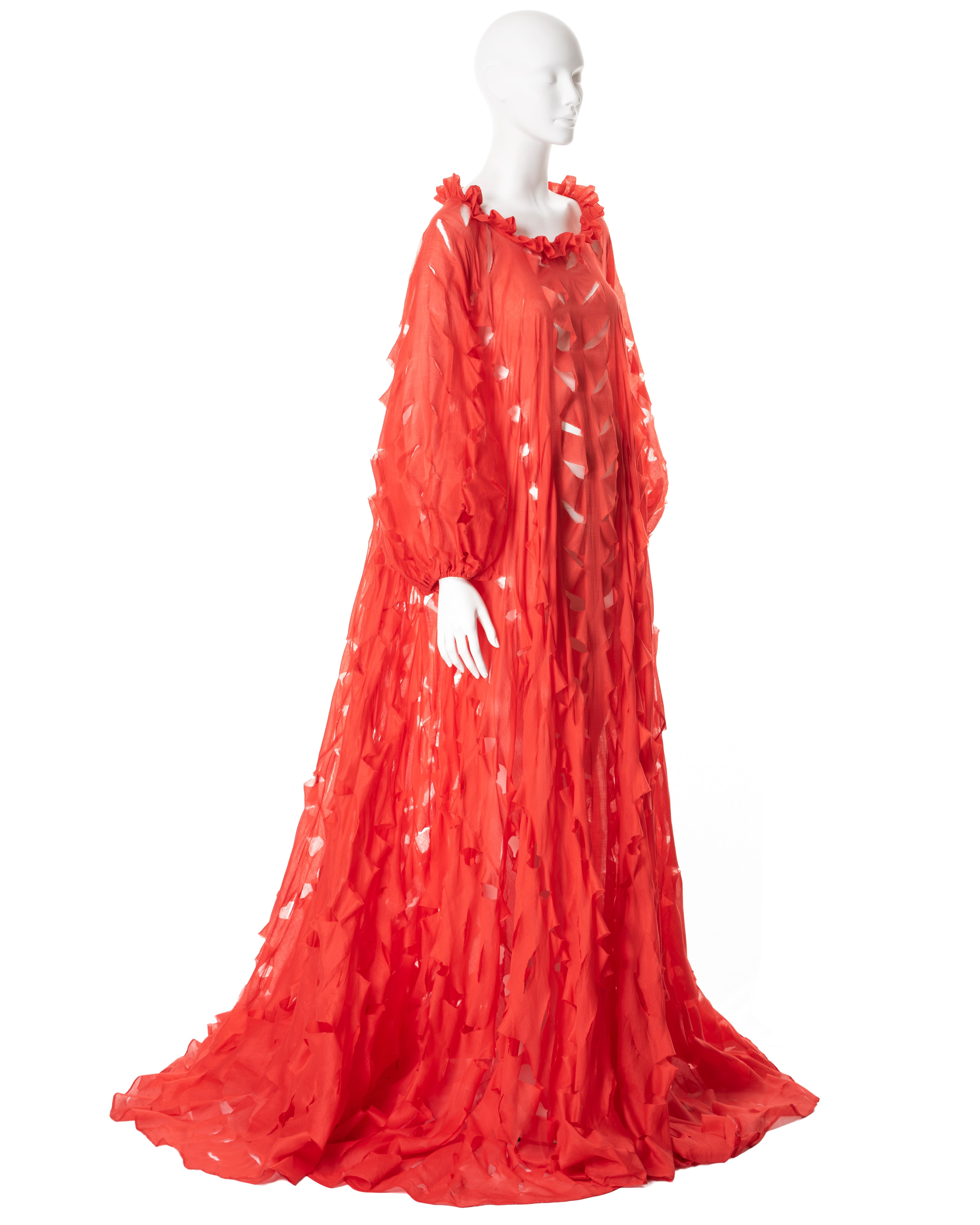 Vivienne Westwood hand-cut red cotton circle-cut dress, ss 1991 For Sale 2