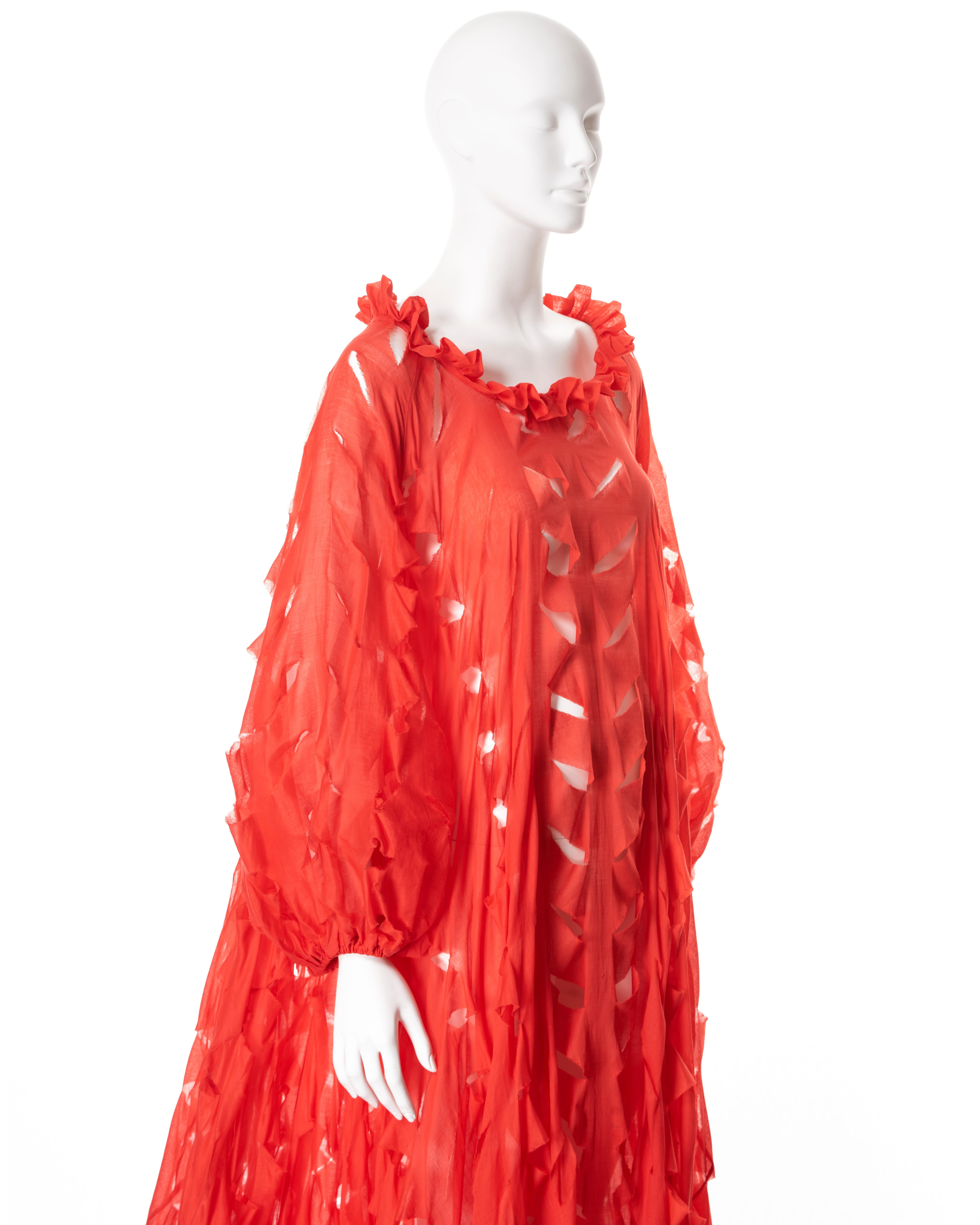 Vivienne Westwood hand-cut red cotton circle-cut dress, ss 1991 For Sale 4