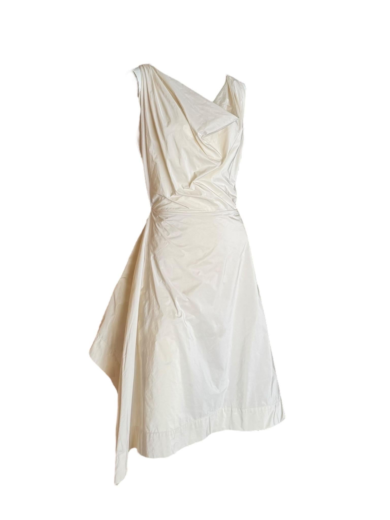 Vivienne Westwood London 2000er Laufsteg getragenes drapiertes asymmetrisches Kleid, Italien im Angebot 2