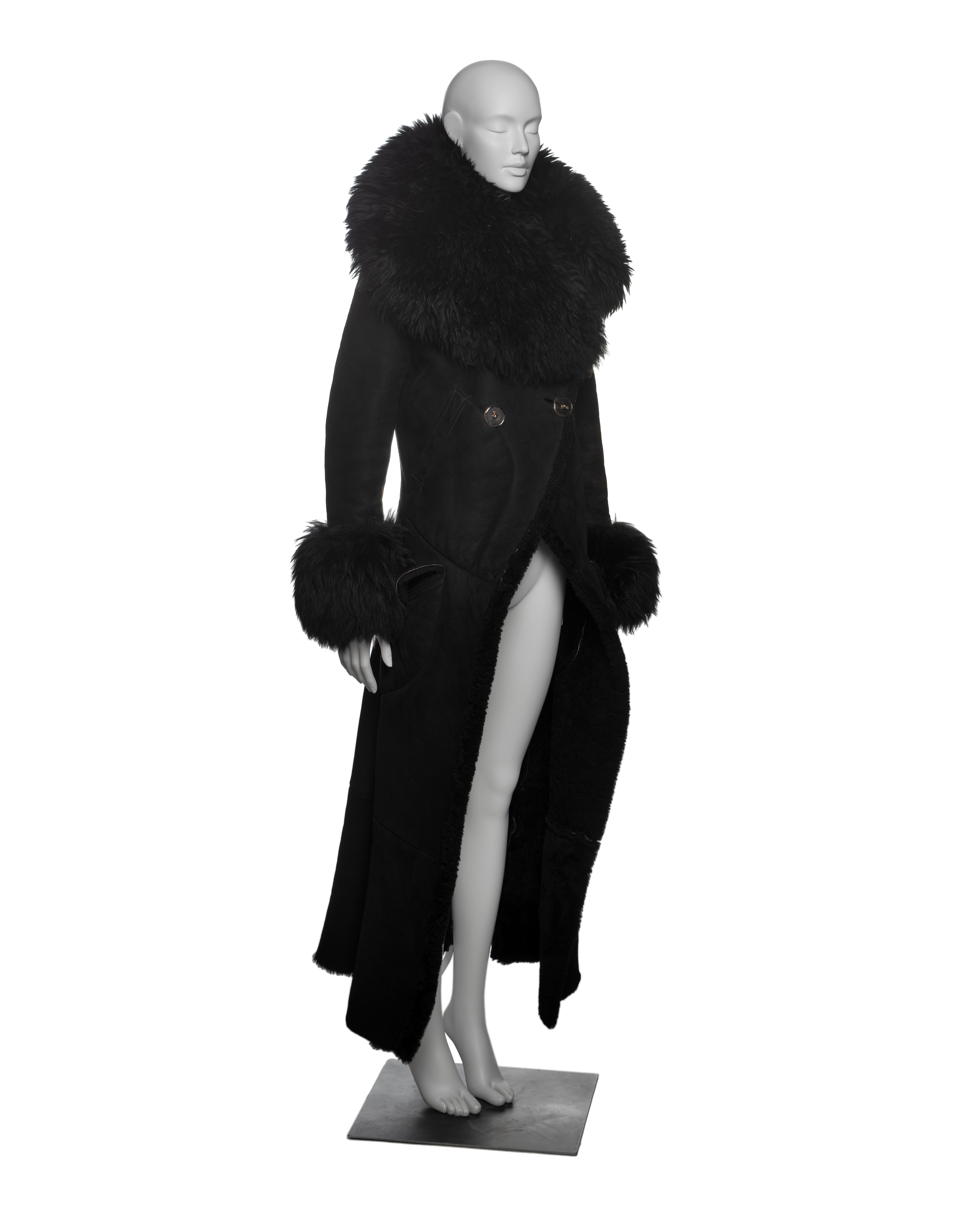Vivienne Westwood Long Black Sheepskin Coat with Oversized Collar, FW 1992 For Sale 3