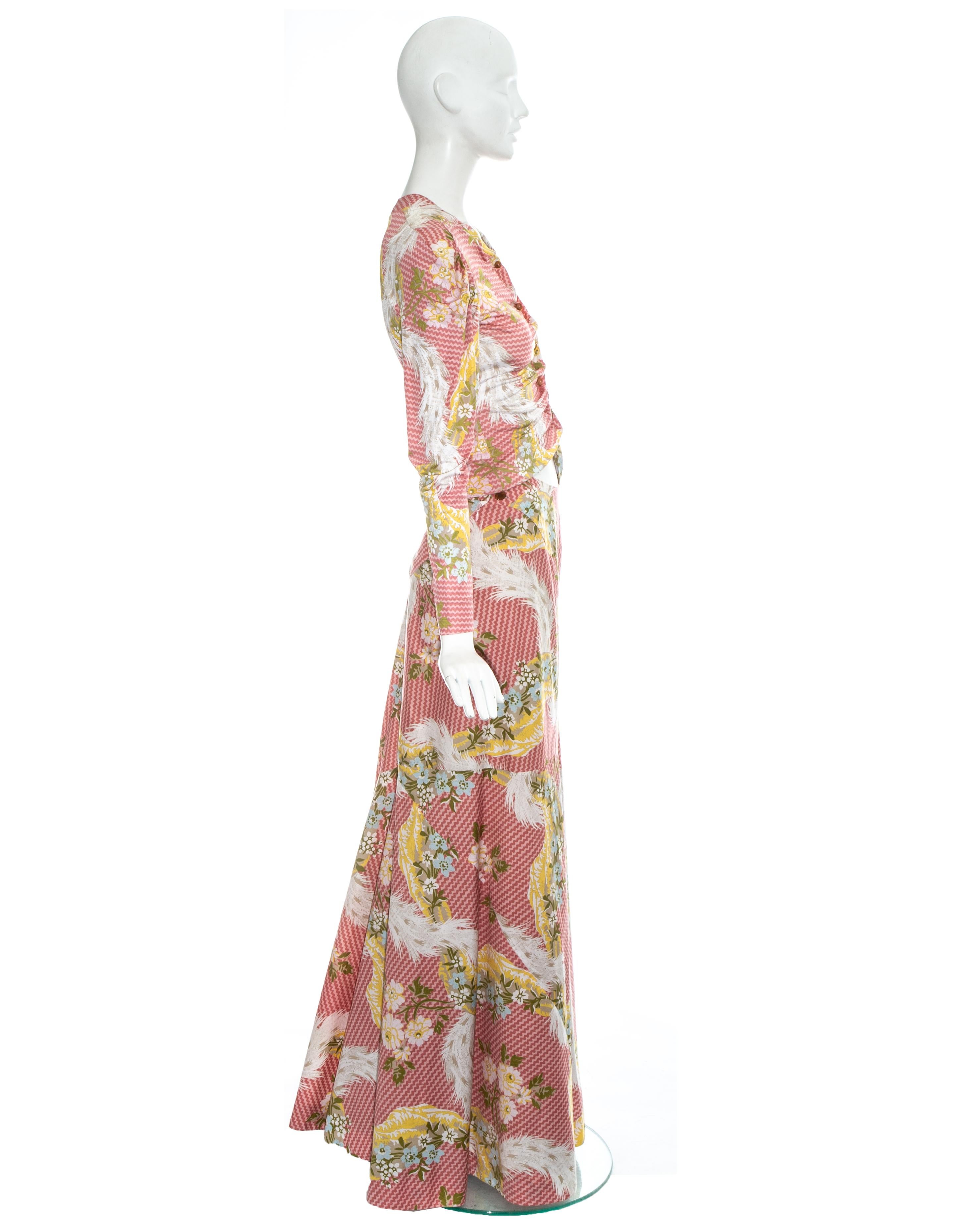 Ensemble jupe longue et chemisier à imprimé floral rose Vivienne Westwood, P/E 2001 Excellent état - En vente à London, GB