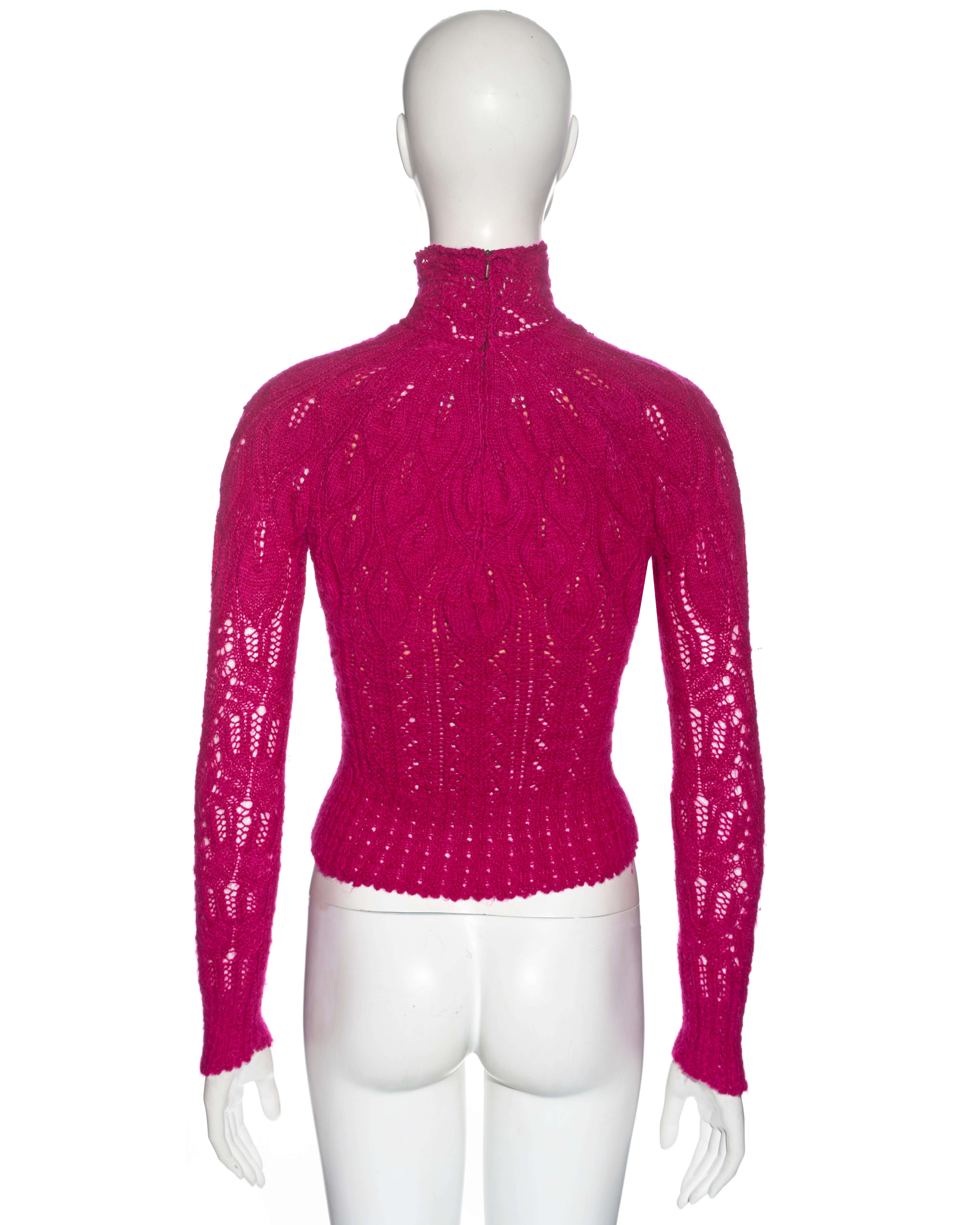 Pull corset en laine angora tricotée rose Vivienne Westwood, A/H 1993 en vente 6