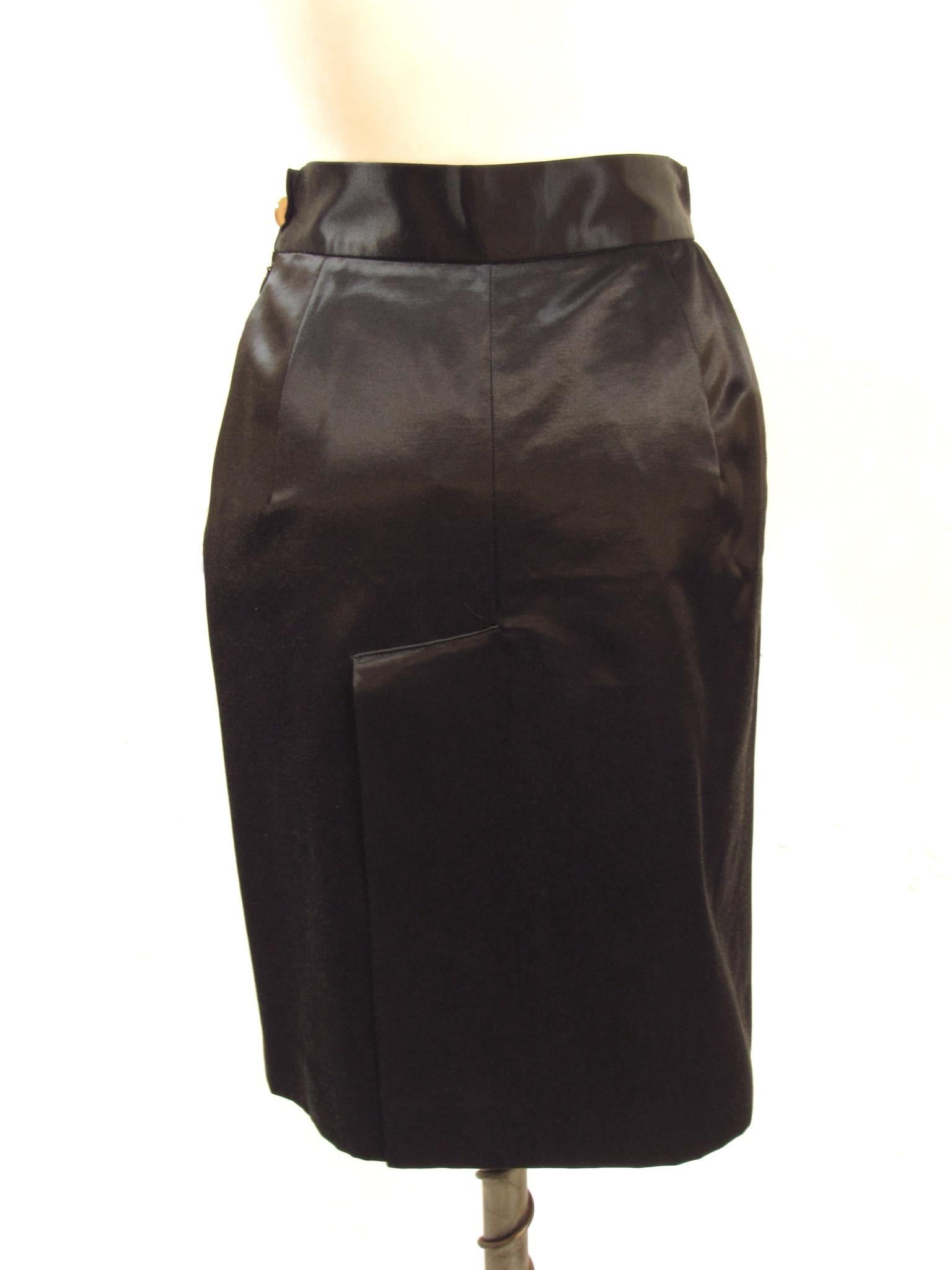 Women's or Men's Vivienne Westwood Red Label Black Pencil Skirt For Sale