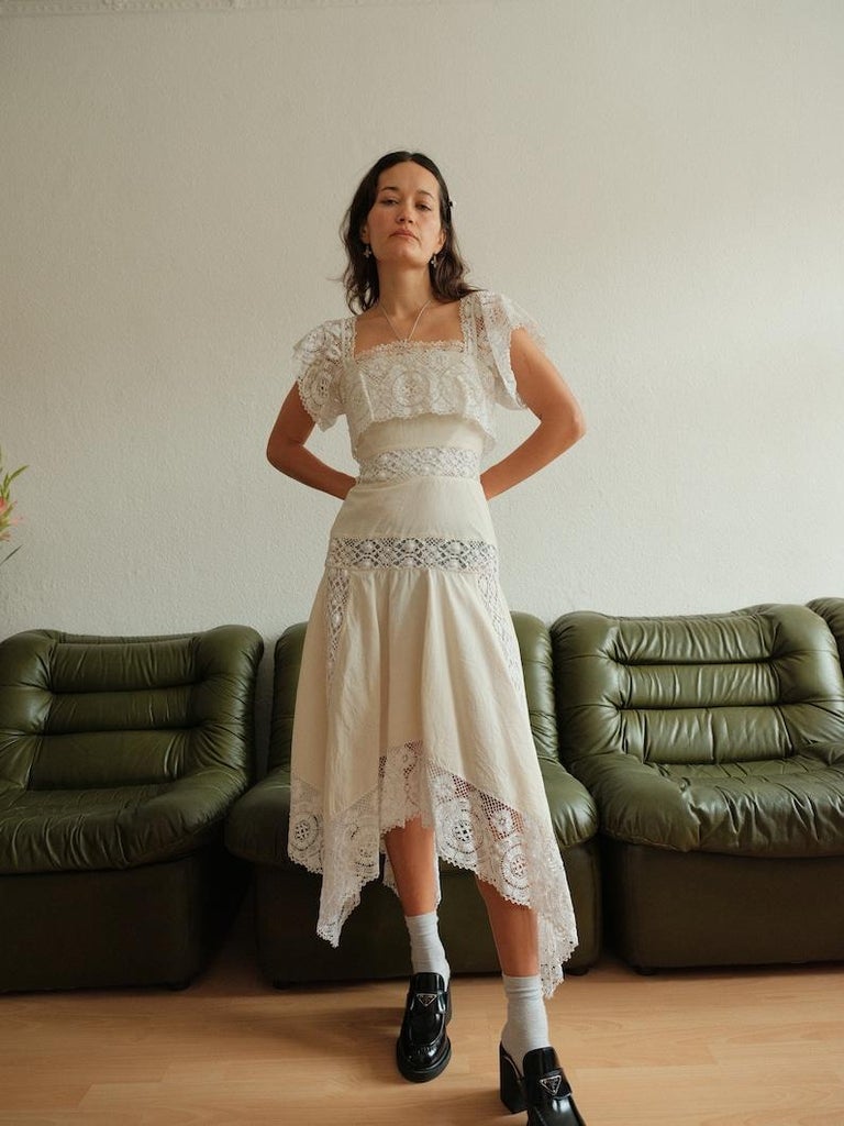Vivienne Westwood Red Label Cream White Lace Corset Dress For Sale at  1stDibs | vivienne westwood bustier micro dress, vivienne westwood lace  dress, vivienne westwood red corset dress