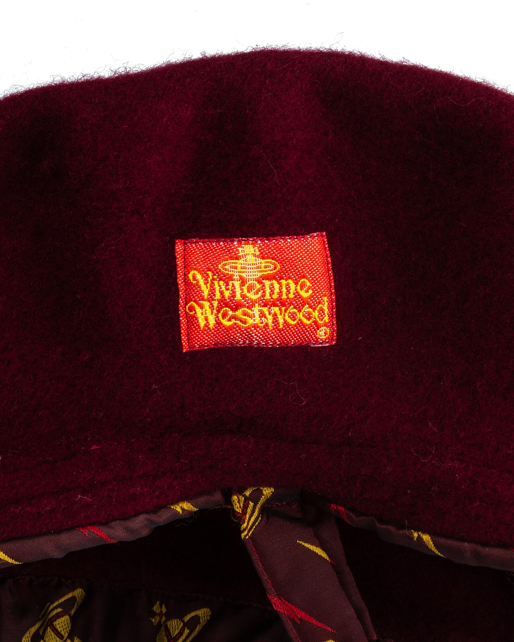 Black Vivienne Westwood red wool and gold 'PAGAN KISS' beret, ss 1988 For Sale