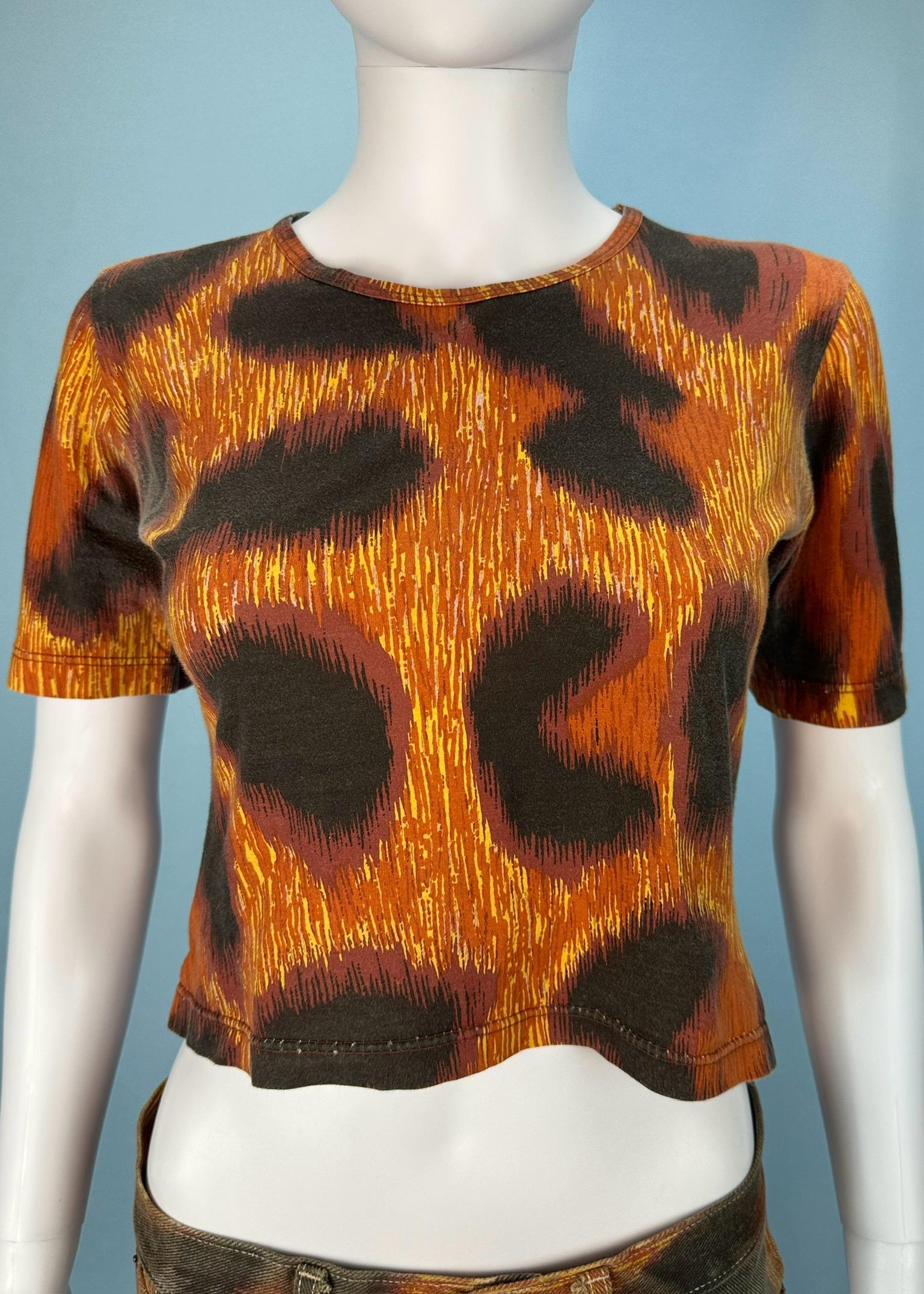 Vivienne Westwood Spring 1994 “Cafe Society” Runway Leopard Jeans & T Shirt Set For Sale 1