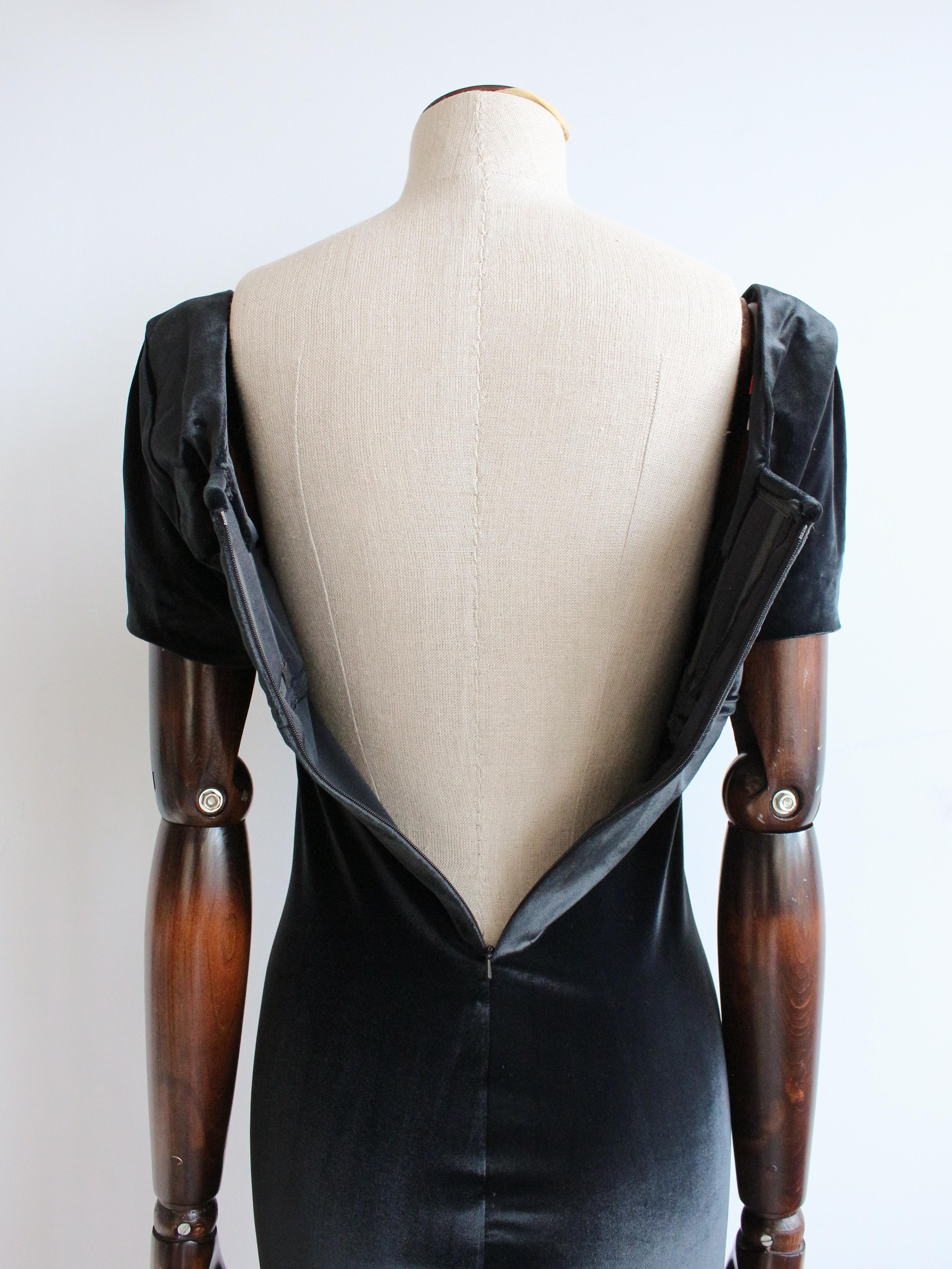 Vivienne Westwood Spring/Summer Black Velvet Corseted Mini Dress For Sale 5
