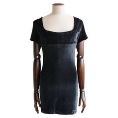 Vivienne Westwood Frühjahr/Sommer Schwarzes Minikleid aus Samt mit Korsett