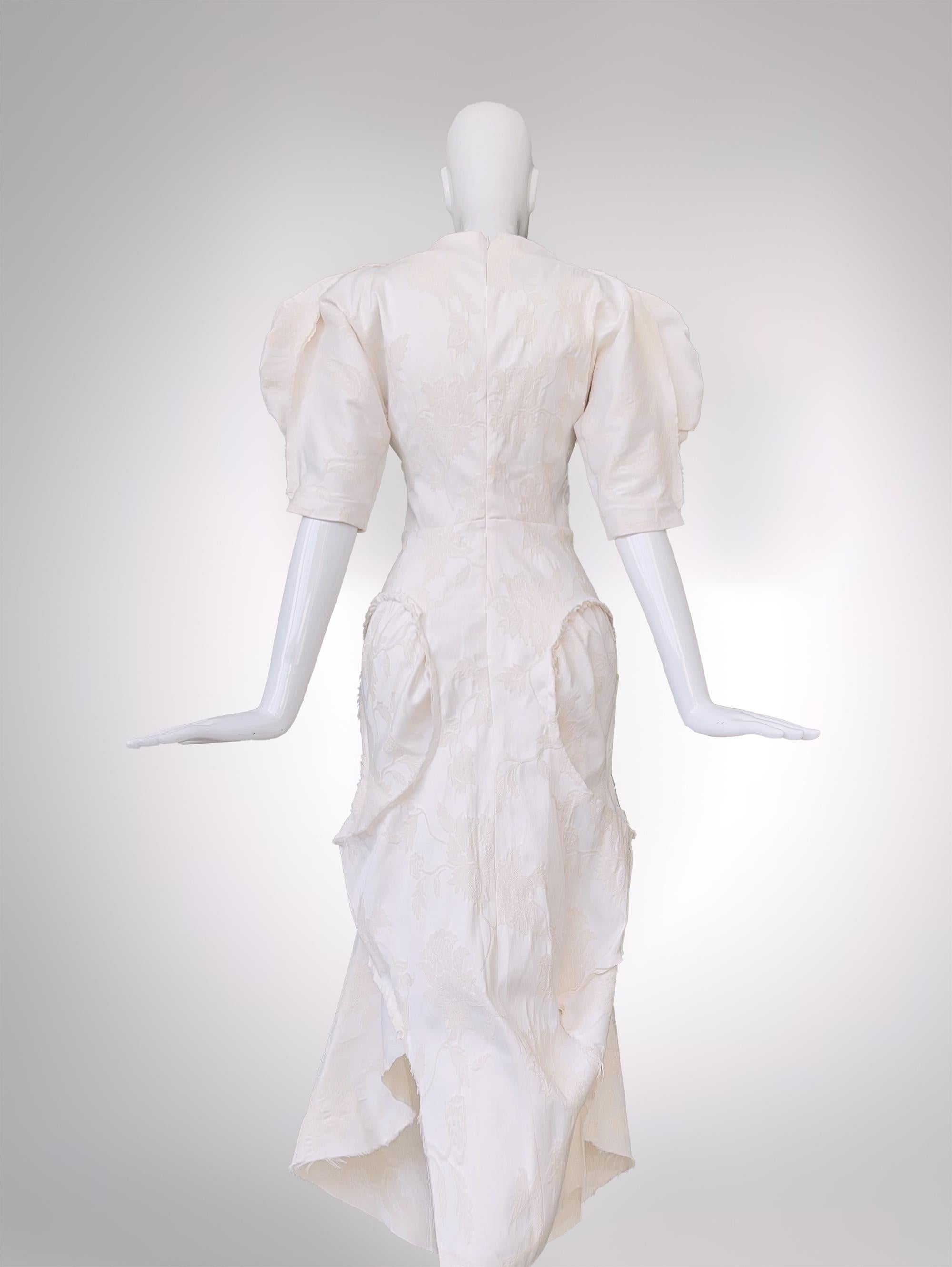 Donna Vivienne Westwood SS 2020 Cocoon Dress: un abito straordinario in vendita