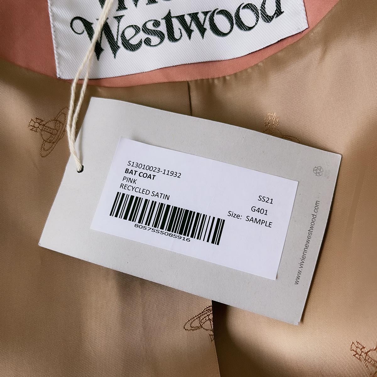Vivienne Westwood SS 2021 BAT COAT Satin Jacket Oversize Damatic For Sale 1
