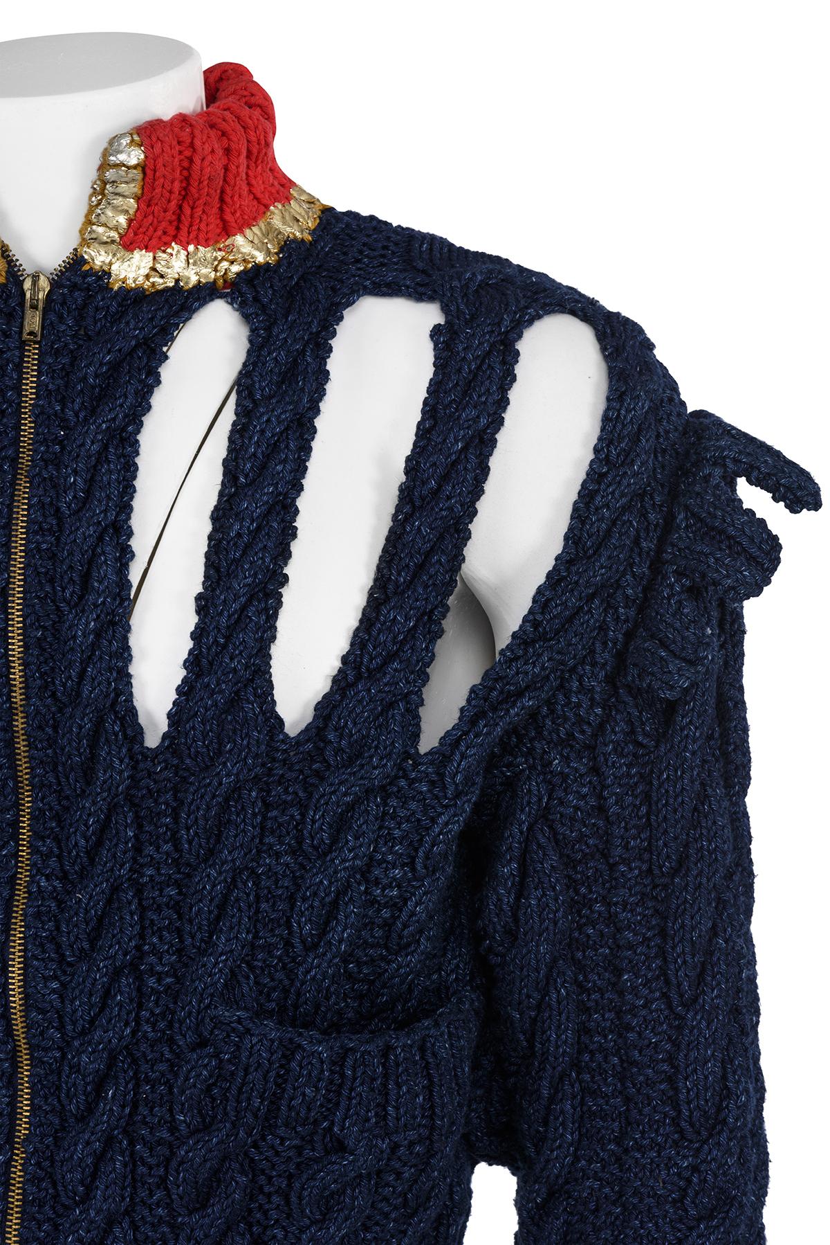 VIVIENNE WESTWOOD SS 91 Icône et rare veste en maille indigo avec découpe Unisexe en vente