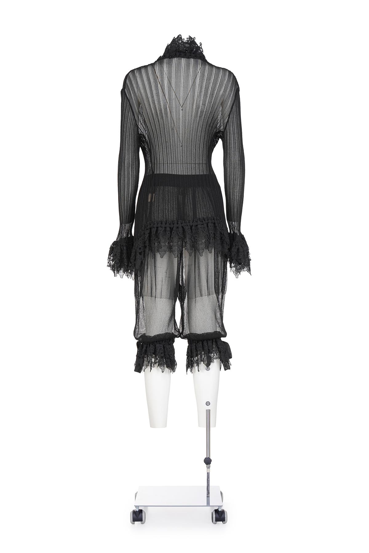 Black VIVIENNE WESTWOOD SS 96 Iconic and rare lightweight knitted suit in vendita
