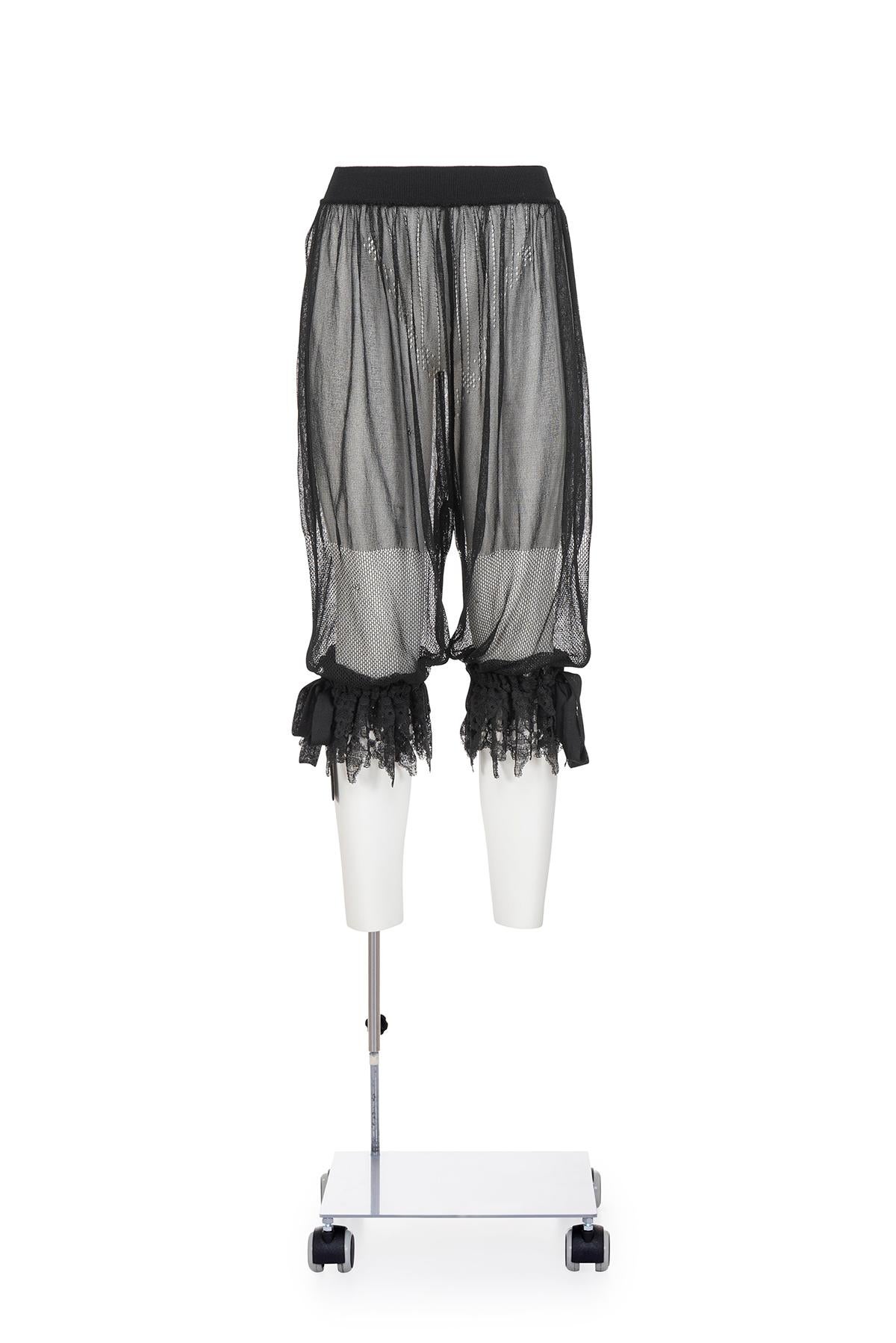 VIVIENNE WESTWOOD SS 96 Iconic and rare lightweight knitted suit In condizioni discrete in vendita a Milano, MILANO
