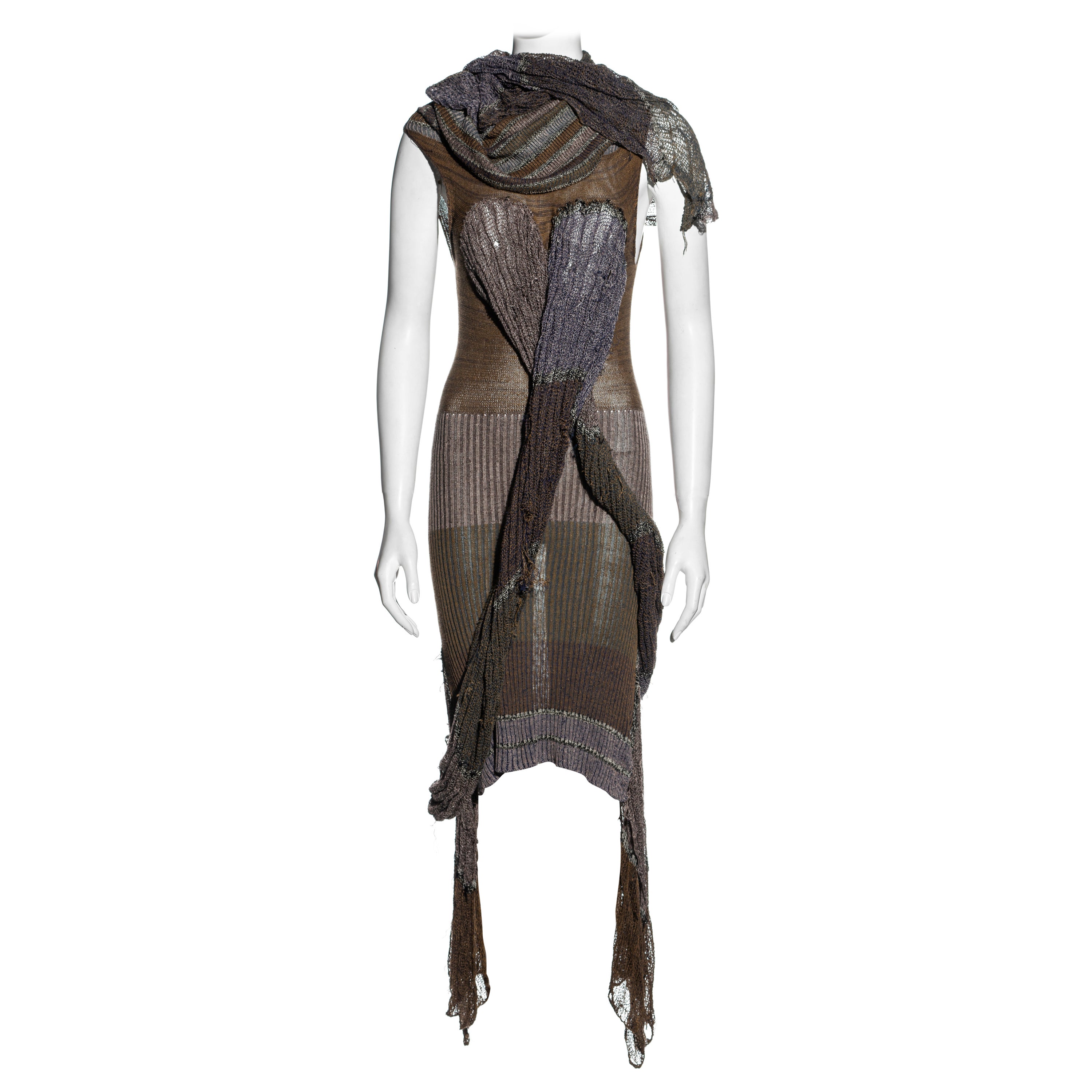 Vivienne Westwood - Robe en maille ouverte rayée avec écharpe tubulaire, printemps-été 2005 en vente