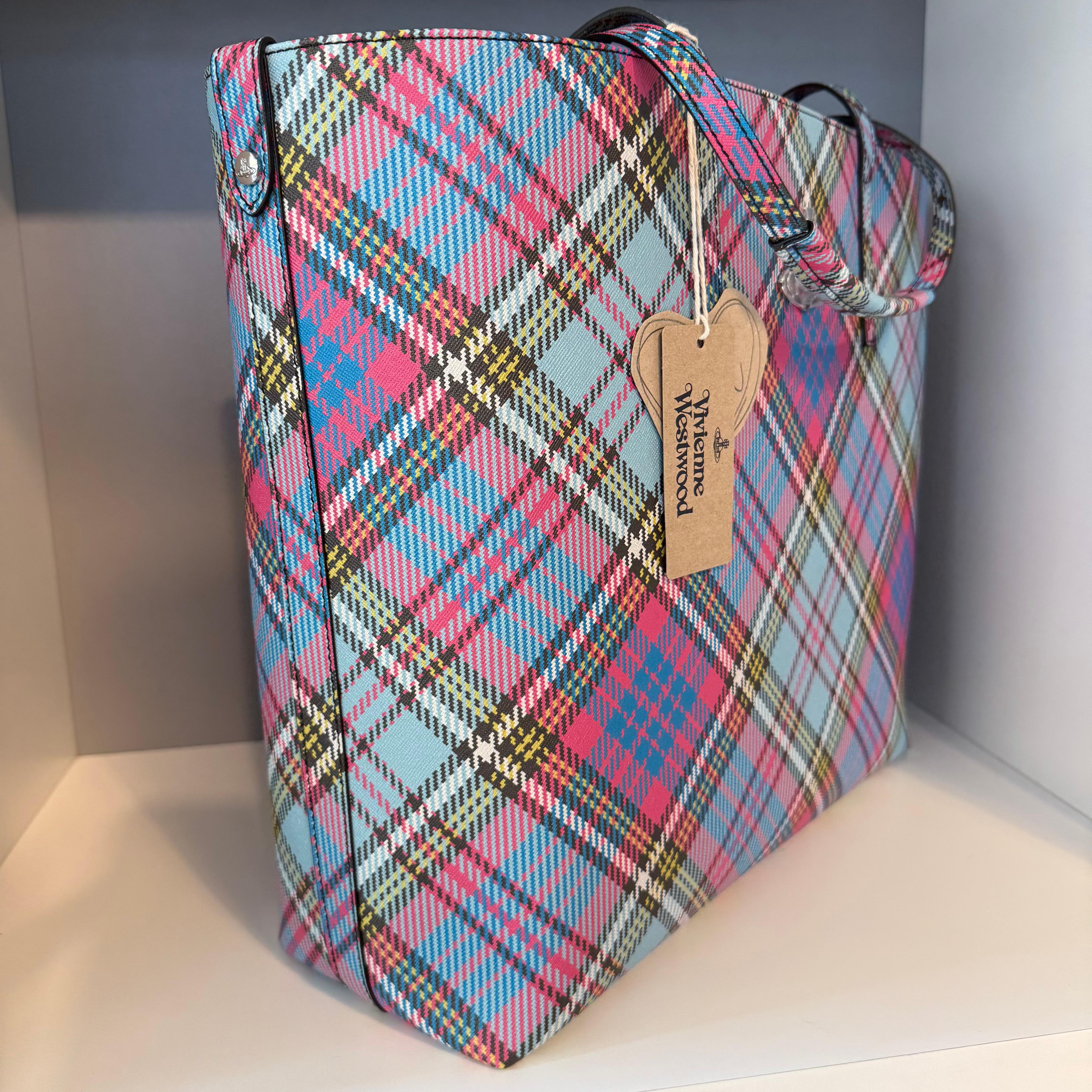 Vivienne Westwood Tartan Tragetasche mit Kordelzug (Grau) im Angebot