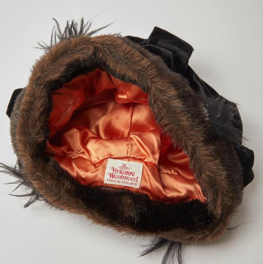 Vivienne Westwood velvet 'Harris Tweed' collection, Autumn-Winter 1987-88 In Good Condition For Sale In Hong Kong, HK