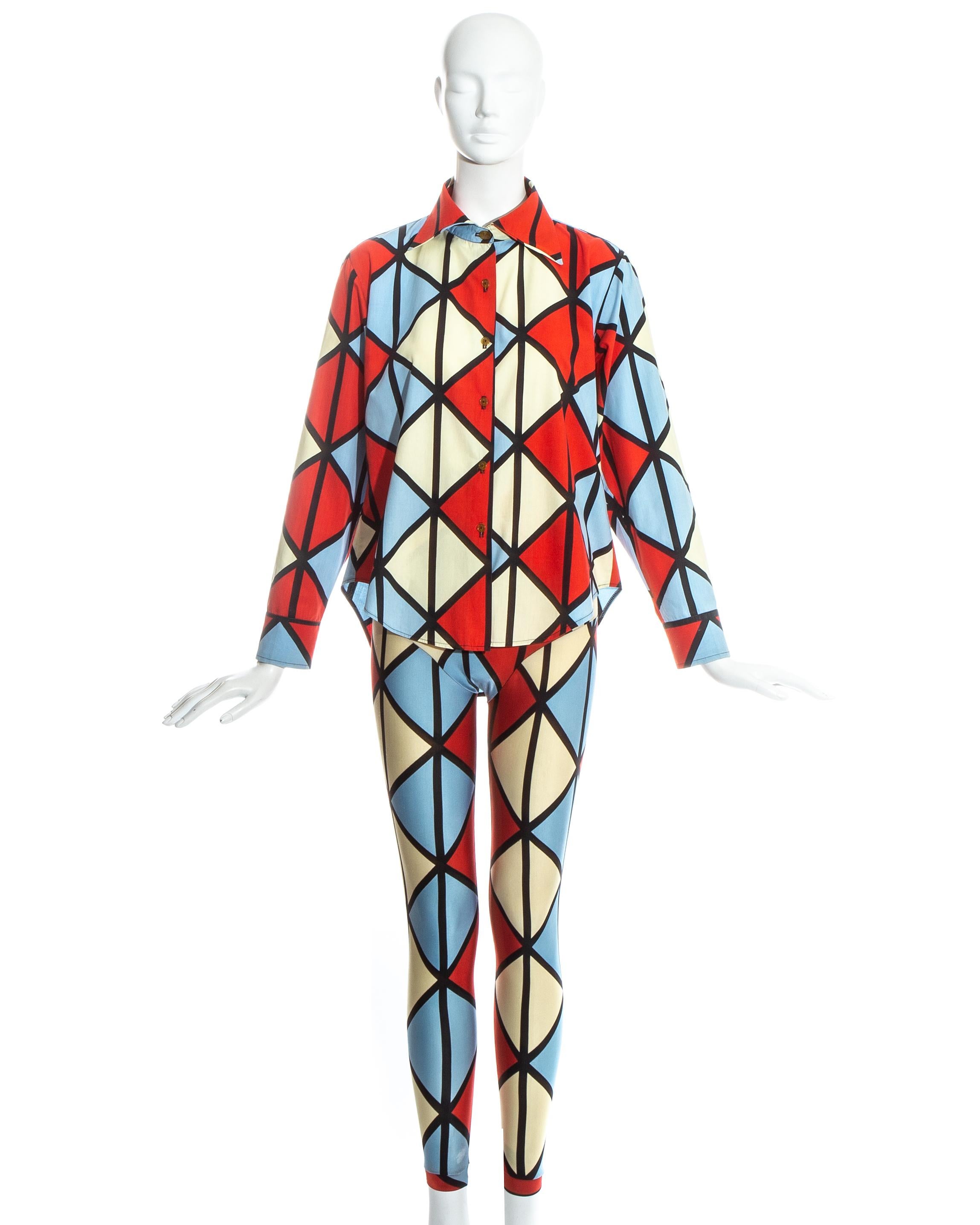 Vivienne Westwood harlequin ensemble. Loose fit cotton shirt and high waist fitted leggings.

''Voyage to Cythera'' Fall-Winter 1989