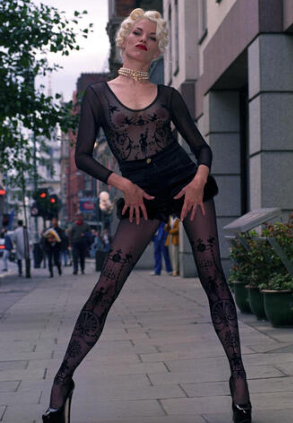 Vivienne Westwood x Sock Shop 1992 Schwarzer Bodysuit aus durchsichtigem Mesh im Zustand „Gut“ im Angebot in Jersey City, NJ