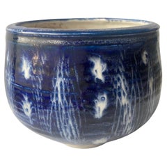 Vintage Vivika and Otto Heino ceramic/pottery bowl , signed 