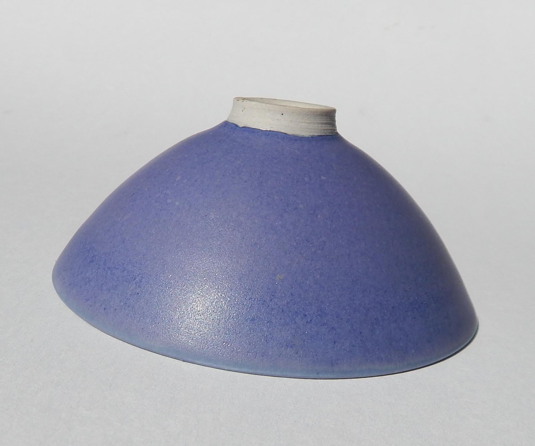 20th Century Vivika and Otto Heino Exquisite Small Flared Studio Pottery Bowl