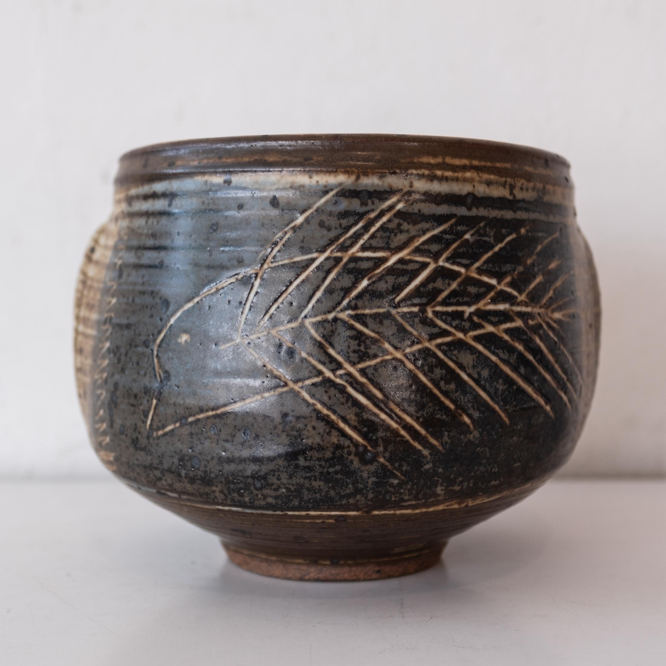 Vivika and Otto Heino Large Decorated Ceramic Bowl 5