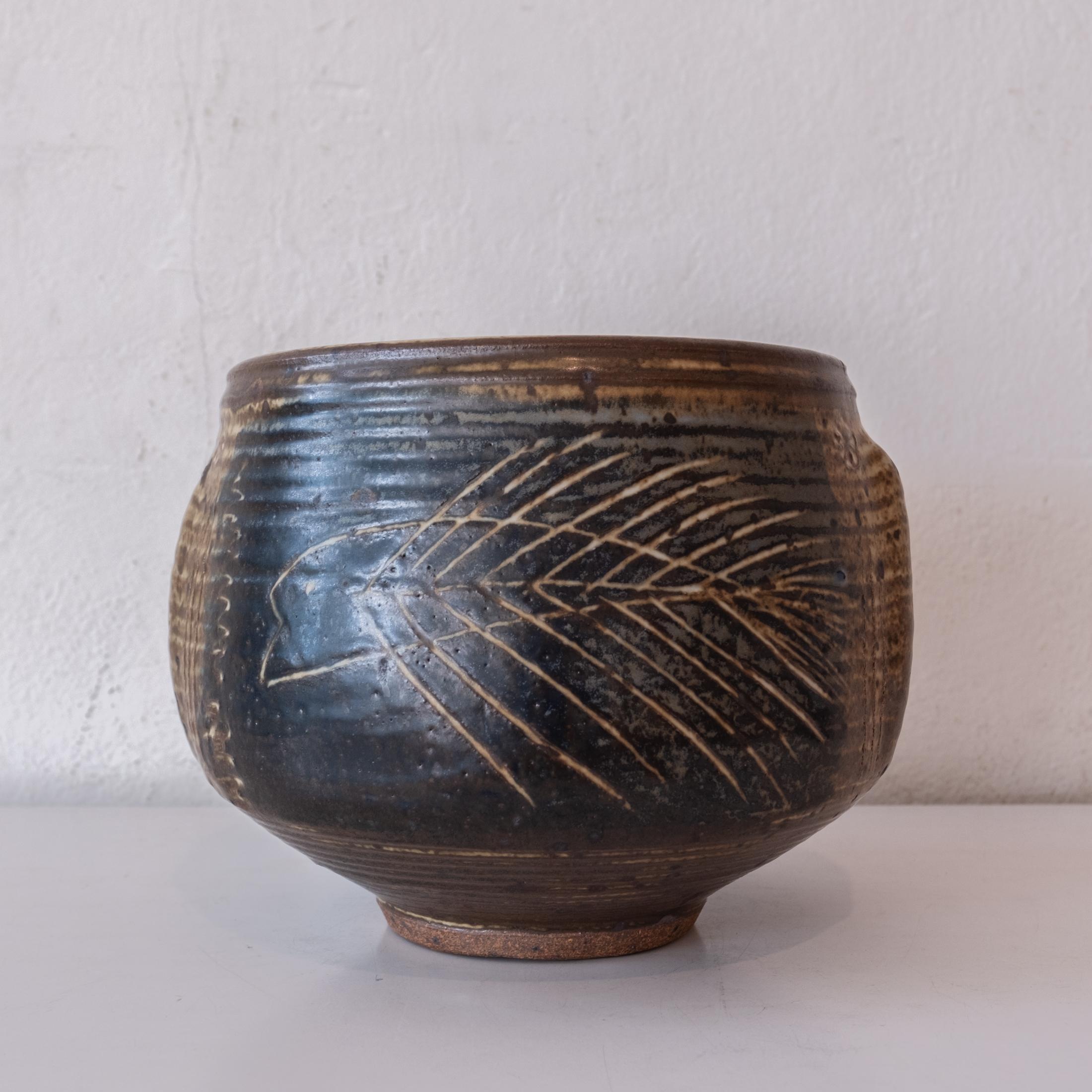 American Vivika and Otto Heino Large Decorated Ceramic Bowl