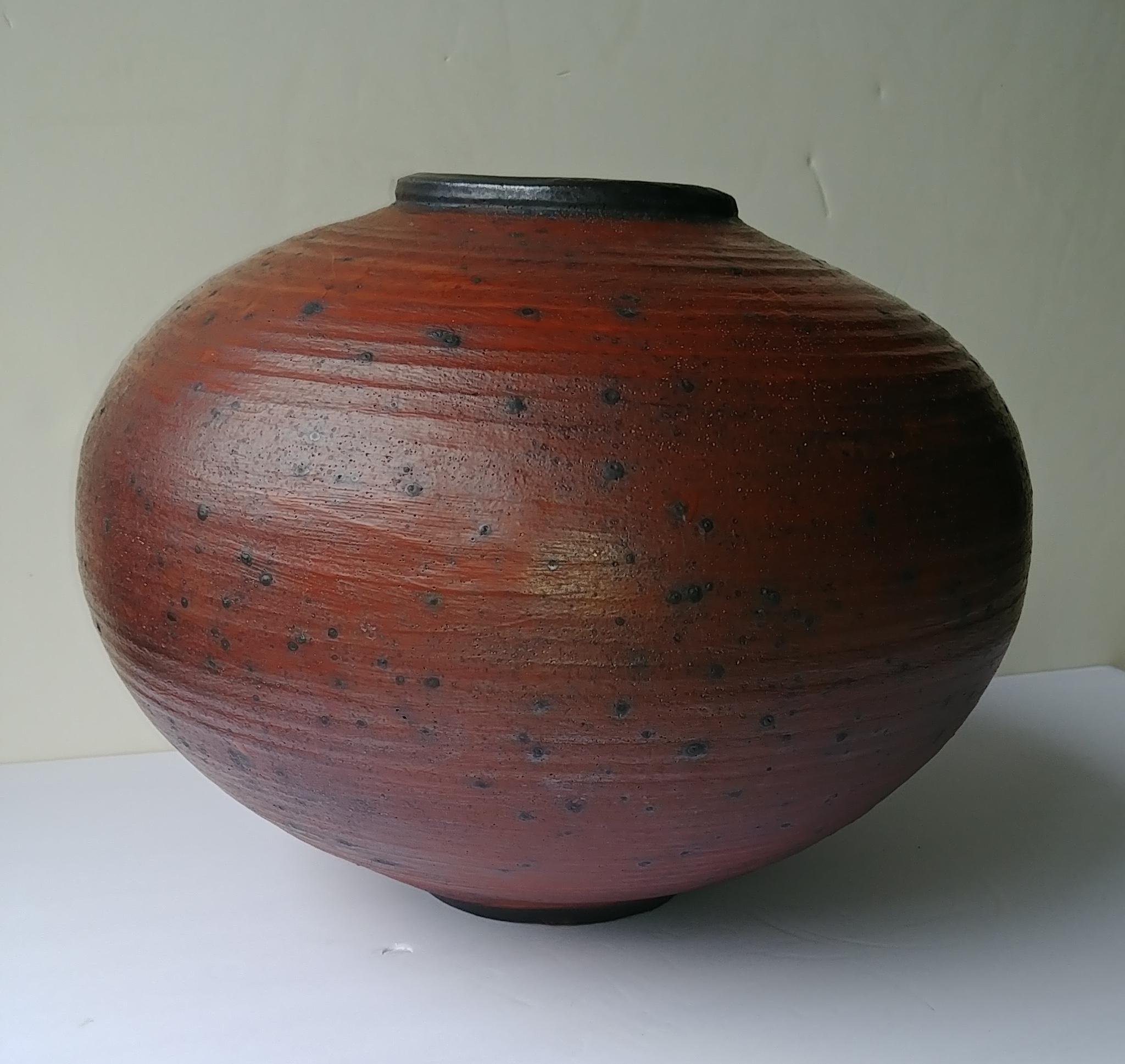 Moderne Vase de la poterie monumentale/studio de céramique de Vivika et Otto Heino, signé et daté en vente