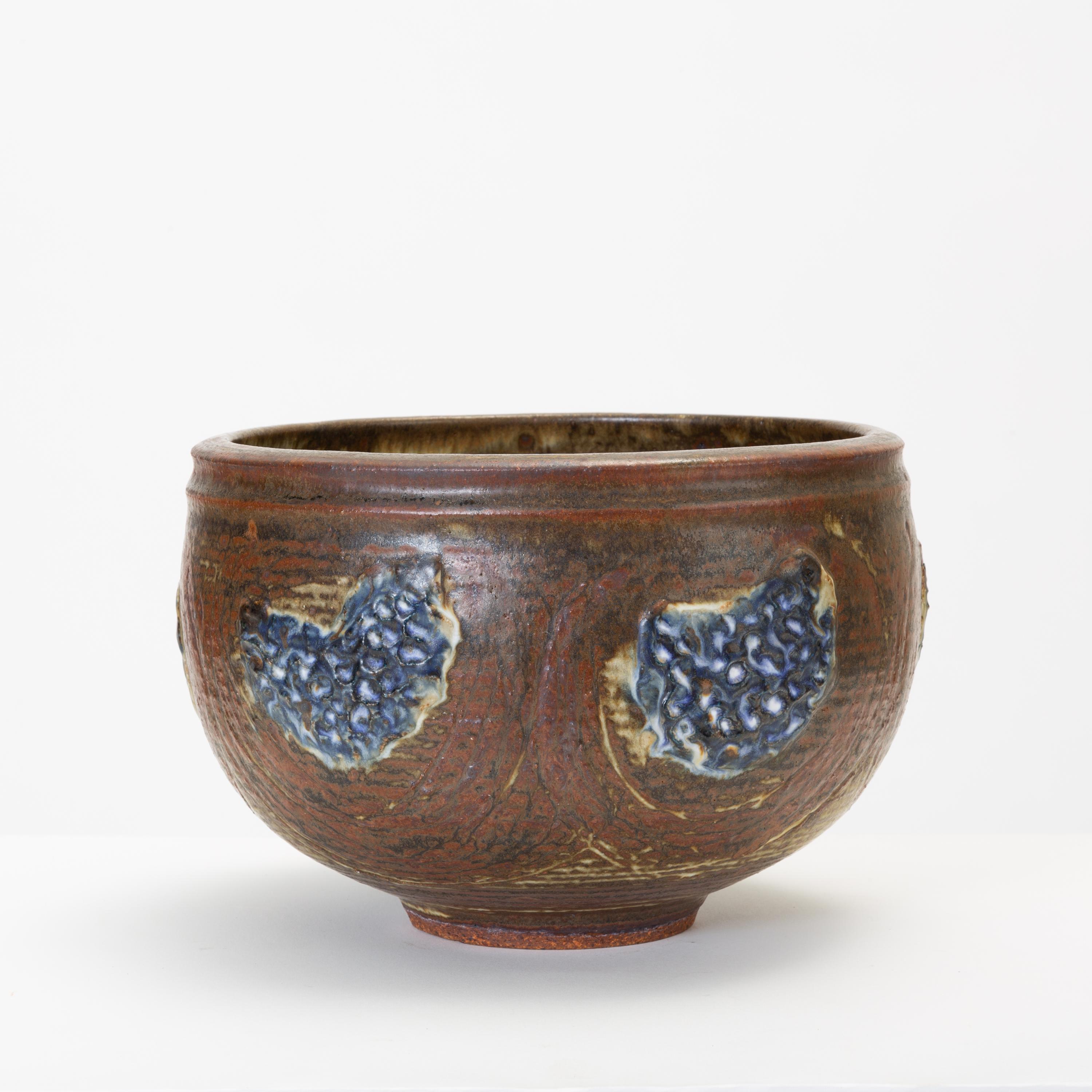 Mid-Century Modern Vivika and Otto Heino Studio Pottery Bowl