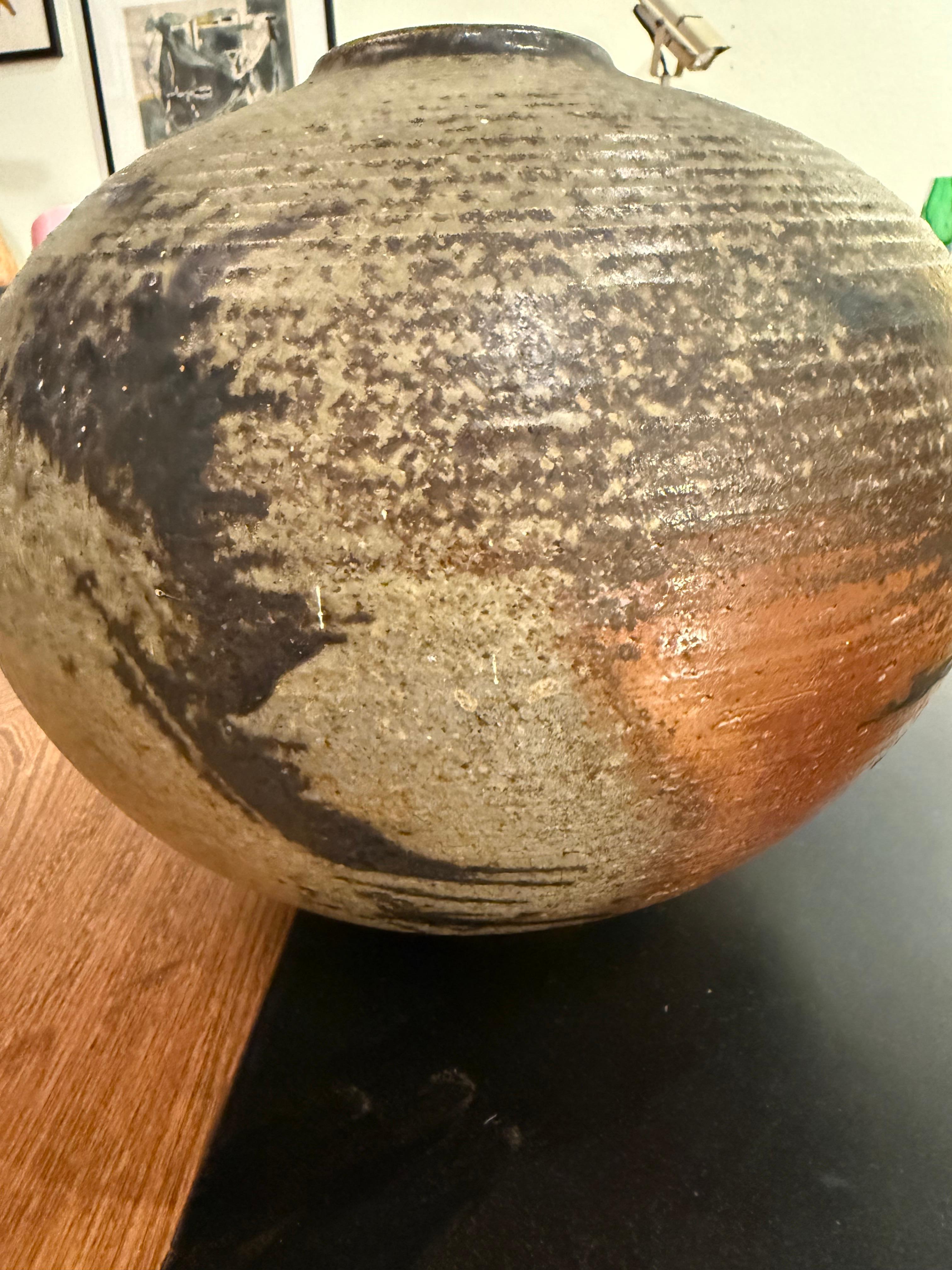 Vivika and Otto Heino Studio Pottery Vase - Large Hand Thrown Stoneware ORB Vase im Zustand „Gut“ im Angebot in Pasadena, CA