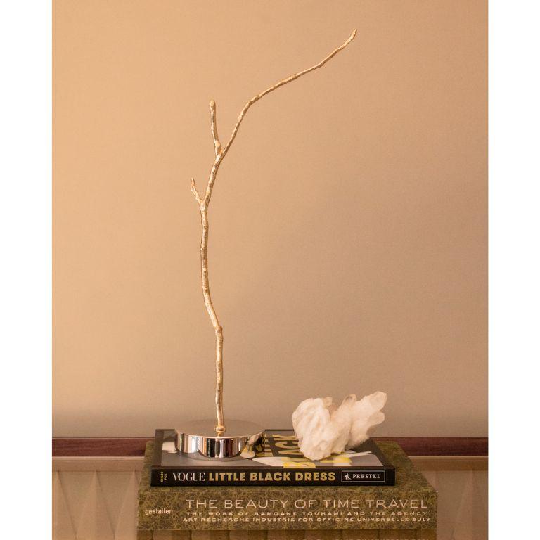 Portugais Vivit : Statue décorative en laiton avec branches détaillées - Elegant Nature-Inspired en vente