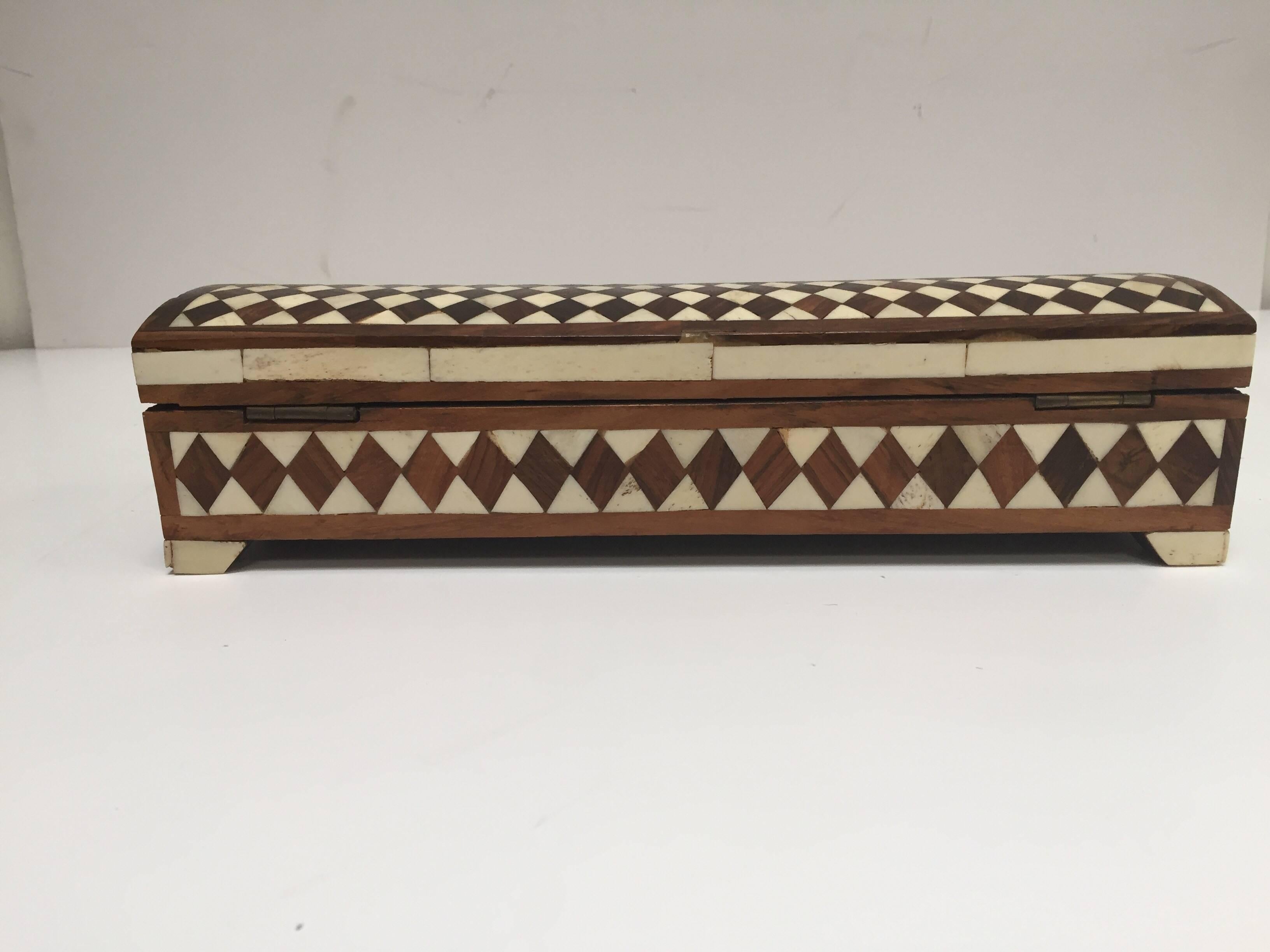 Vizagapatam Anglo-Indian Rectangular Box with Bone Inlaid For Sale 2